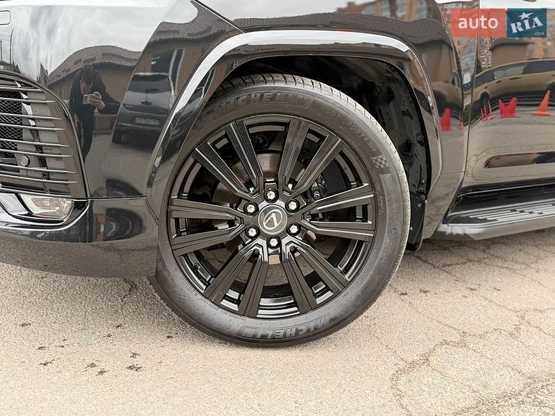 Внедорожник / Кроссовер Lexus LX 2023 в Днепре