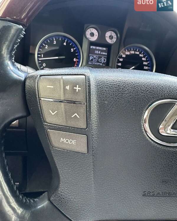 Позашляховик / Кросовер Lexus LX 2011 в Марганці