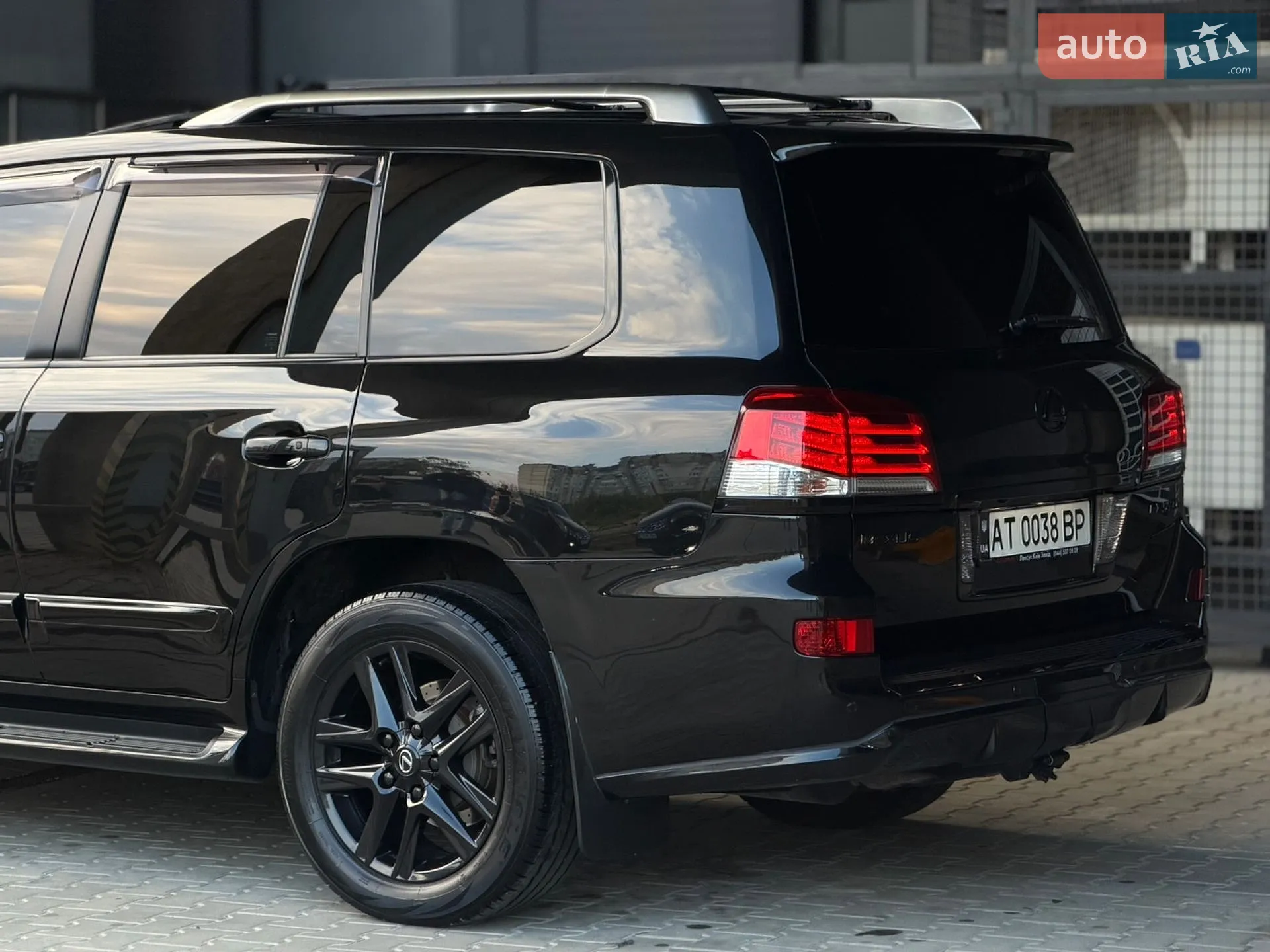 2012 Lexus LX - мініатюра 10