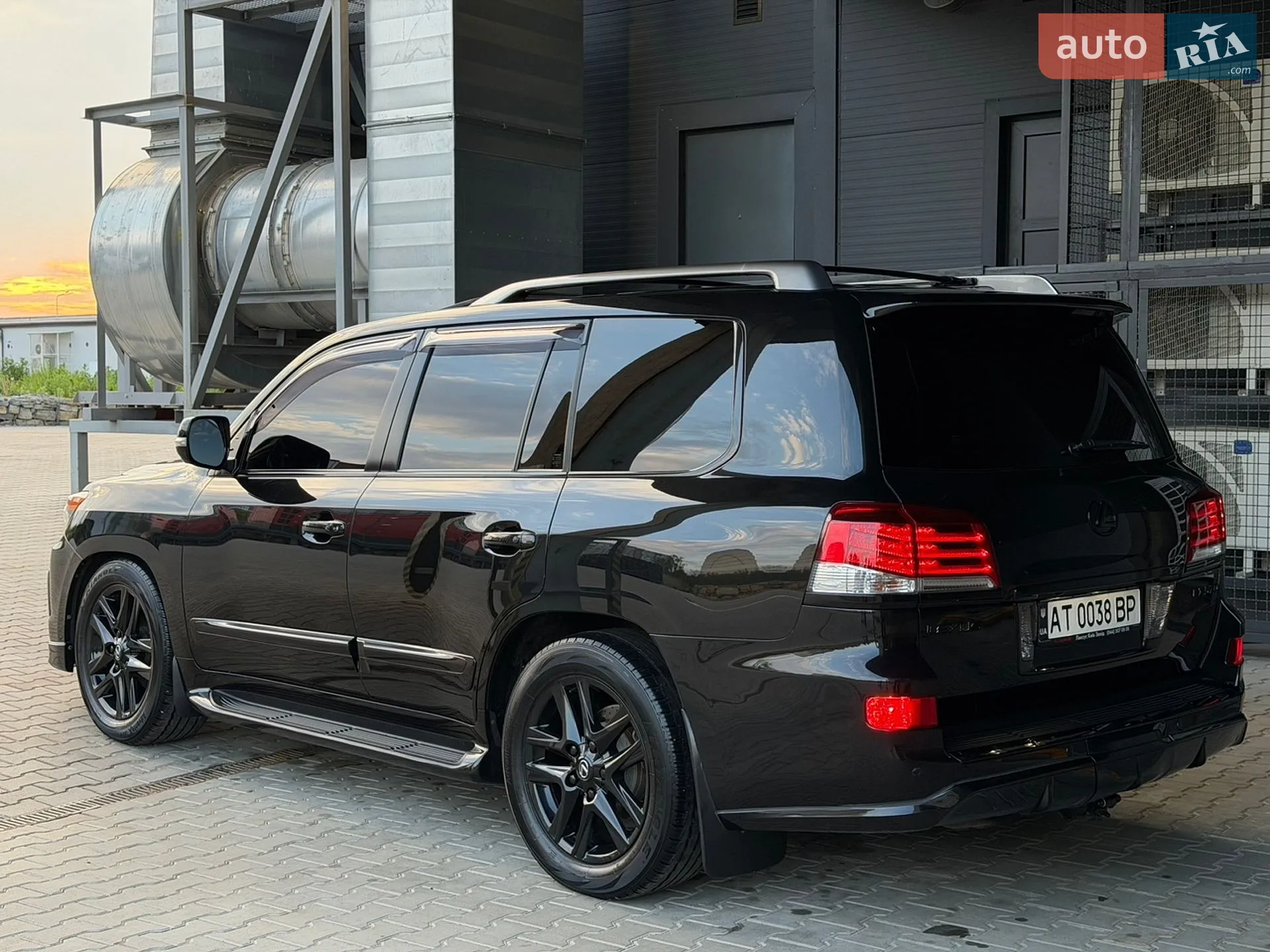 2012 Lexus LX - мініатюра 14
