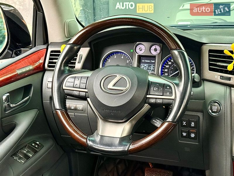 Позашляховик / Кросовер Lexus LX 2008 в Харкові