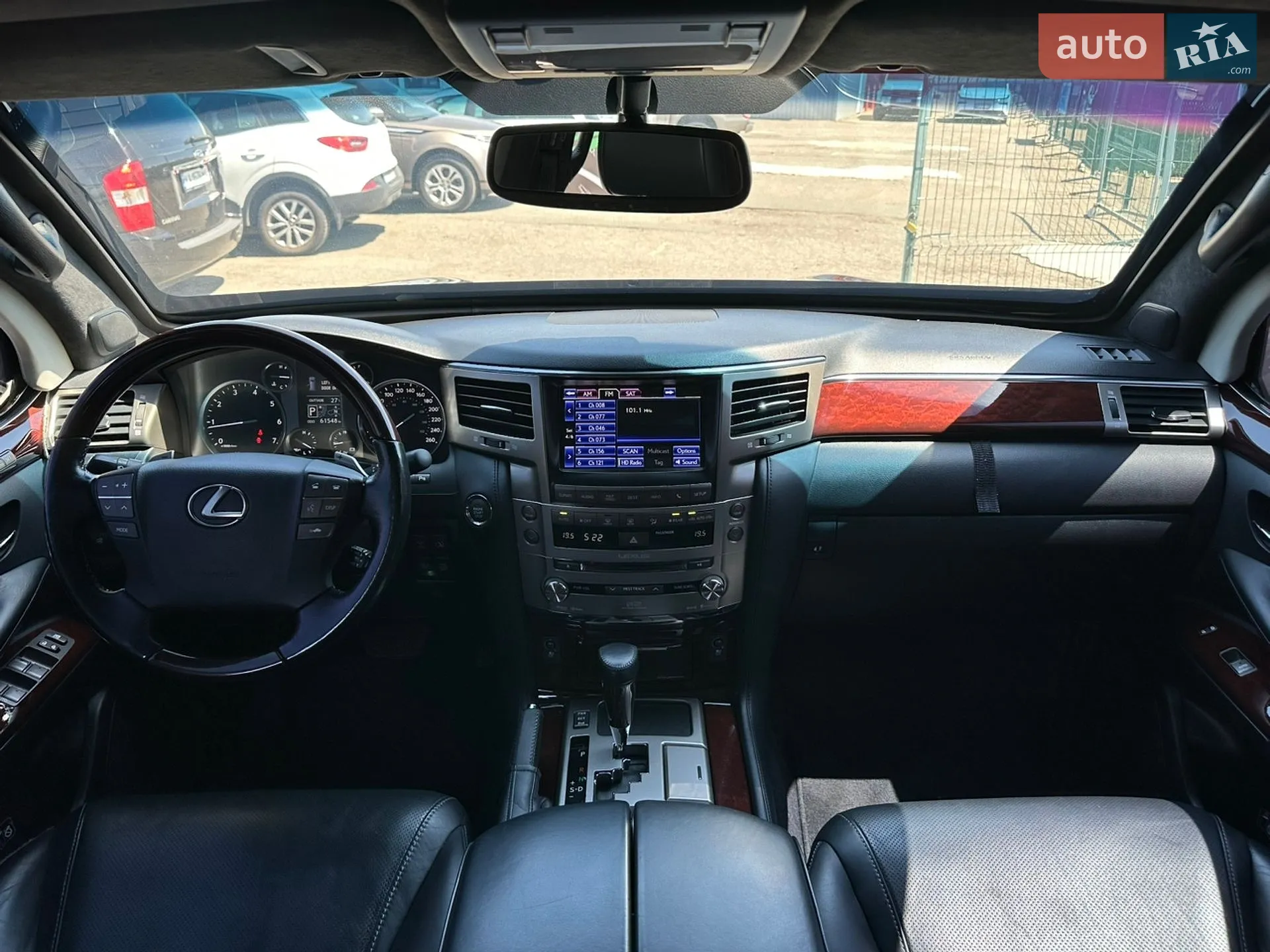 2015 Lexus LX - мініатюра 21