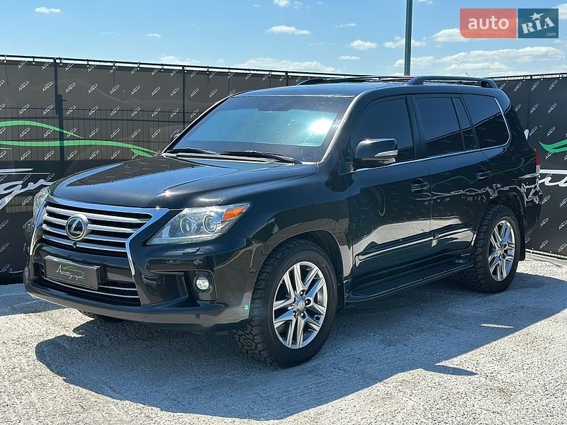 Внедорожник / Кроссовер Lexus LX 2015 в Киеве