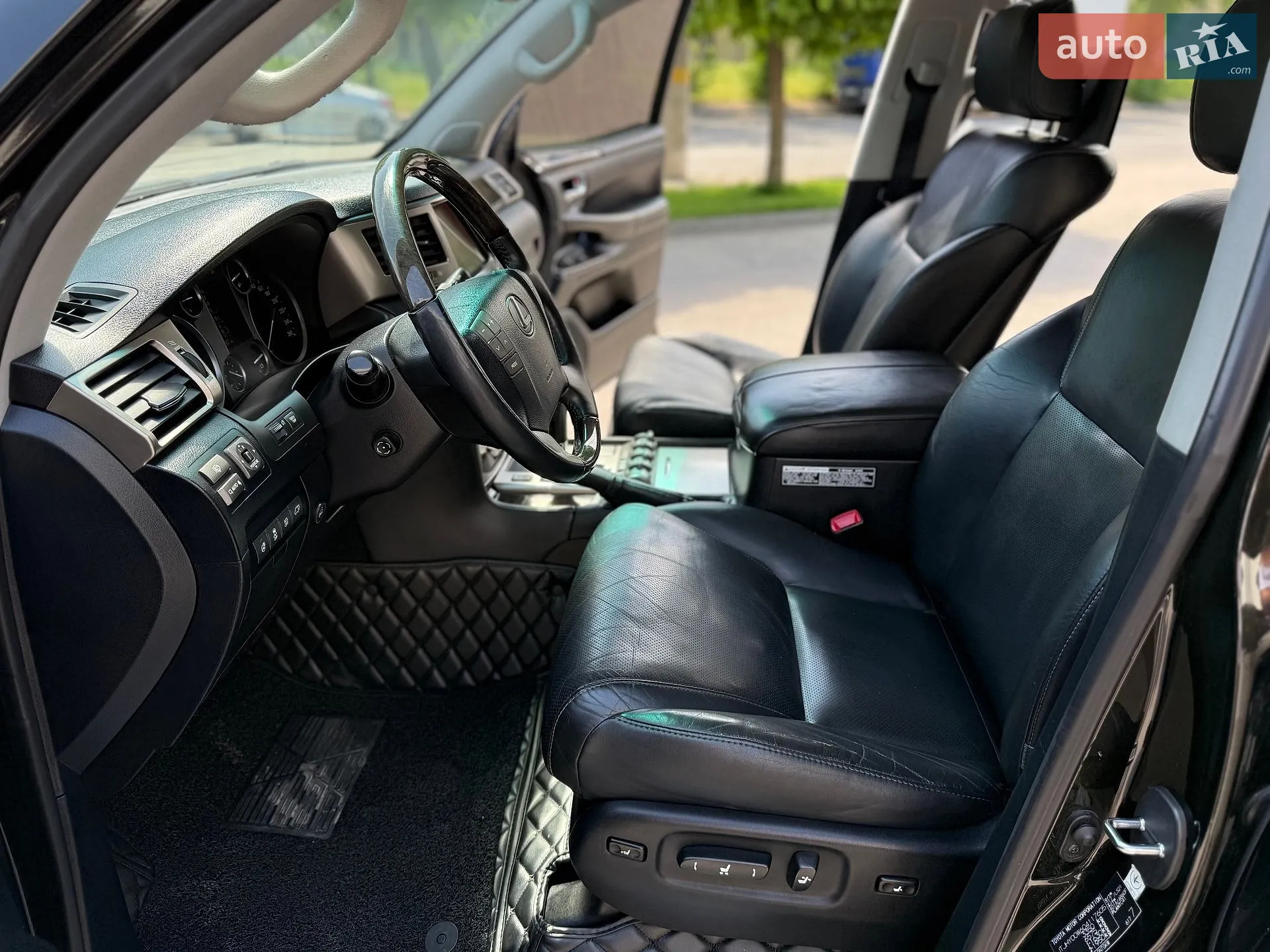 2013 Lexus LX - мініатюра 20