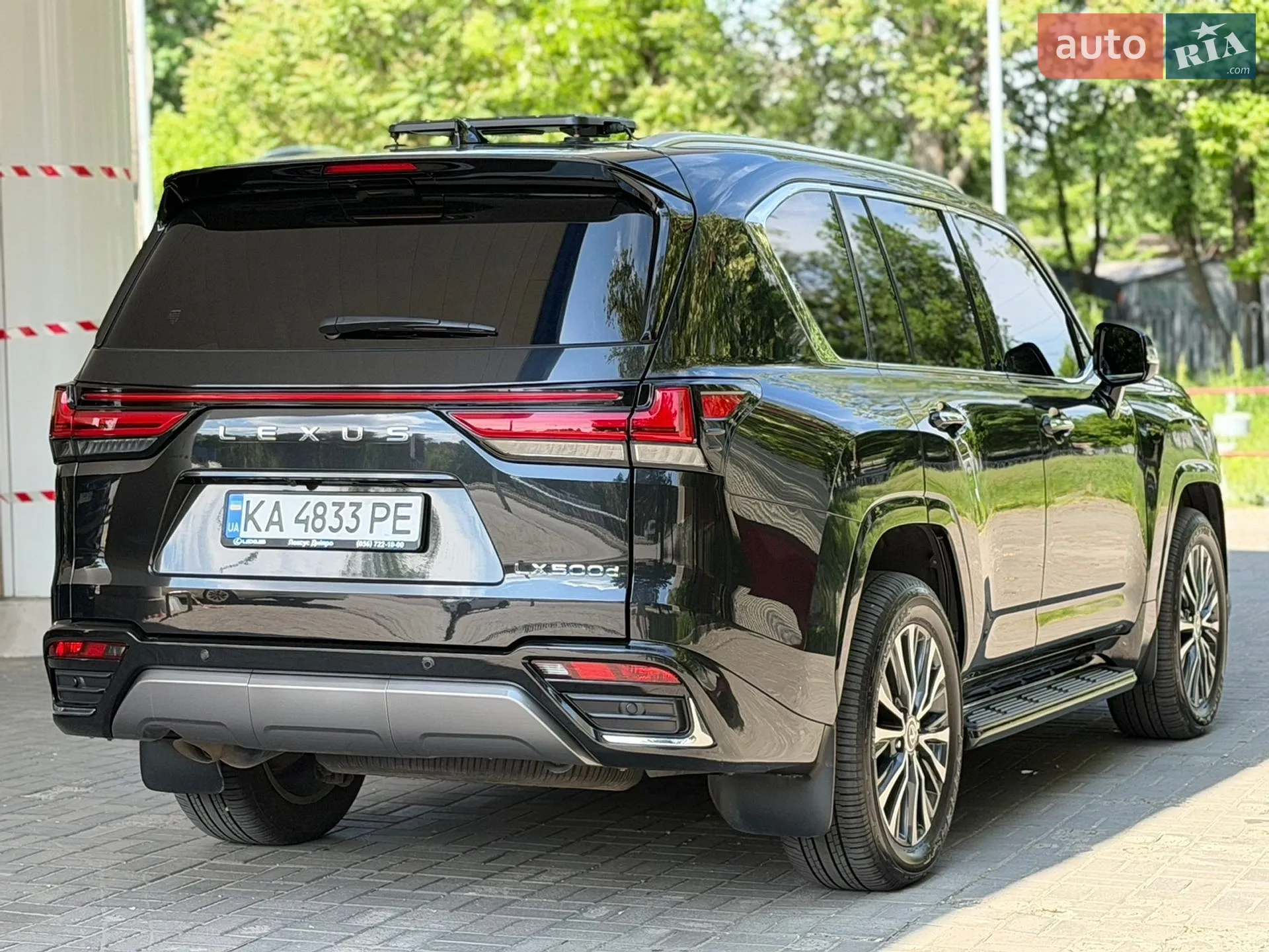2022 Lexus LX - мініатюра 13