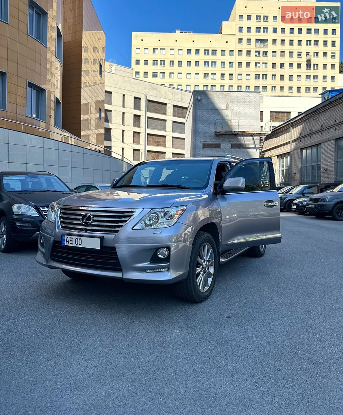 2011 Lexus LX - мініатюра 6