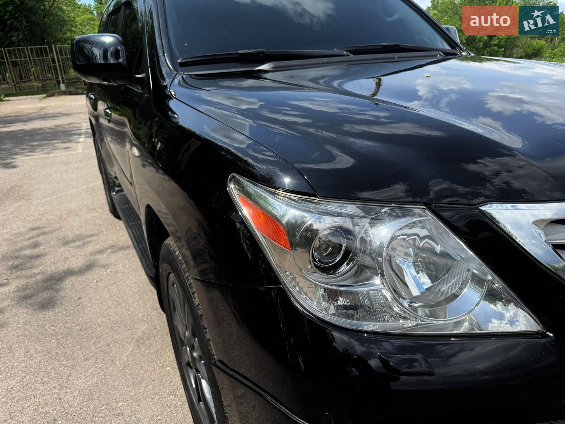 2011 Lexus LX - мініатюра 26