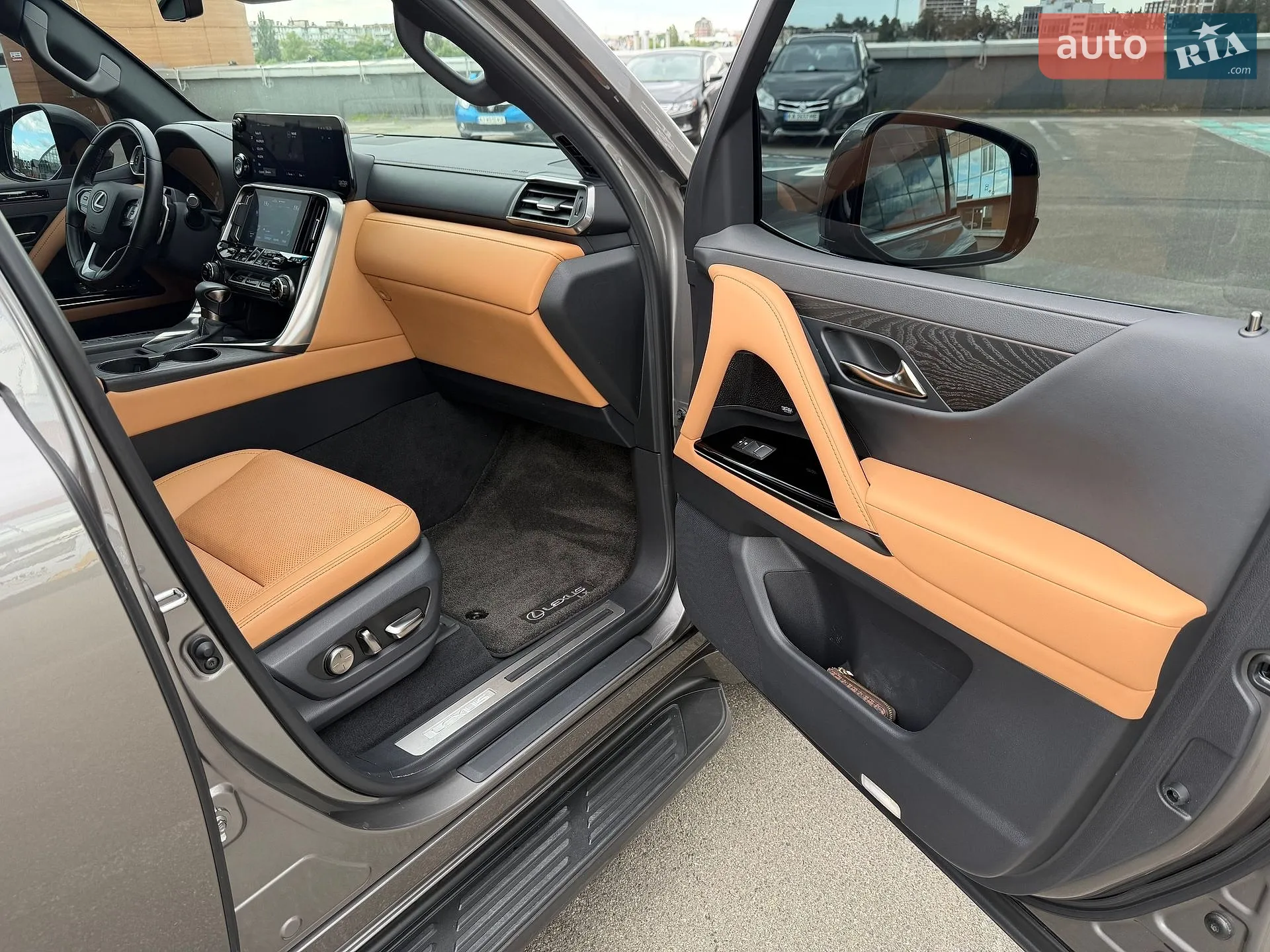 2025 Lexus LX - мініатюра 7