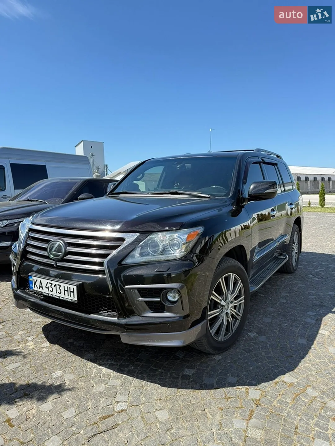 2013 Lexus LX - фото 1