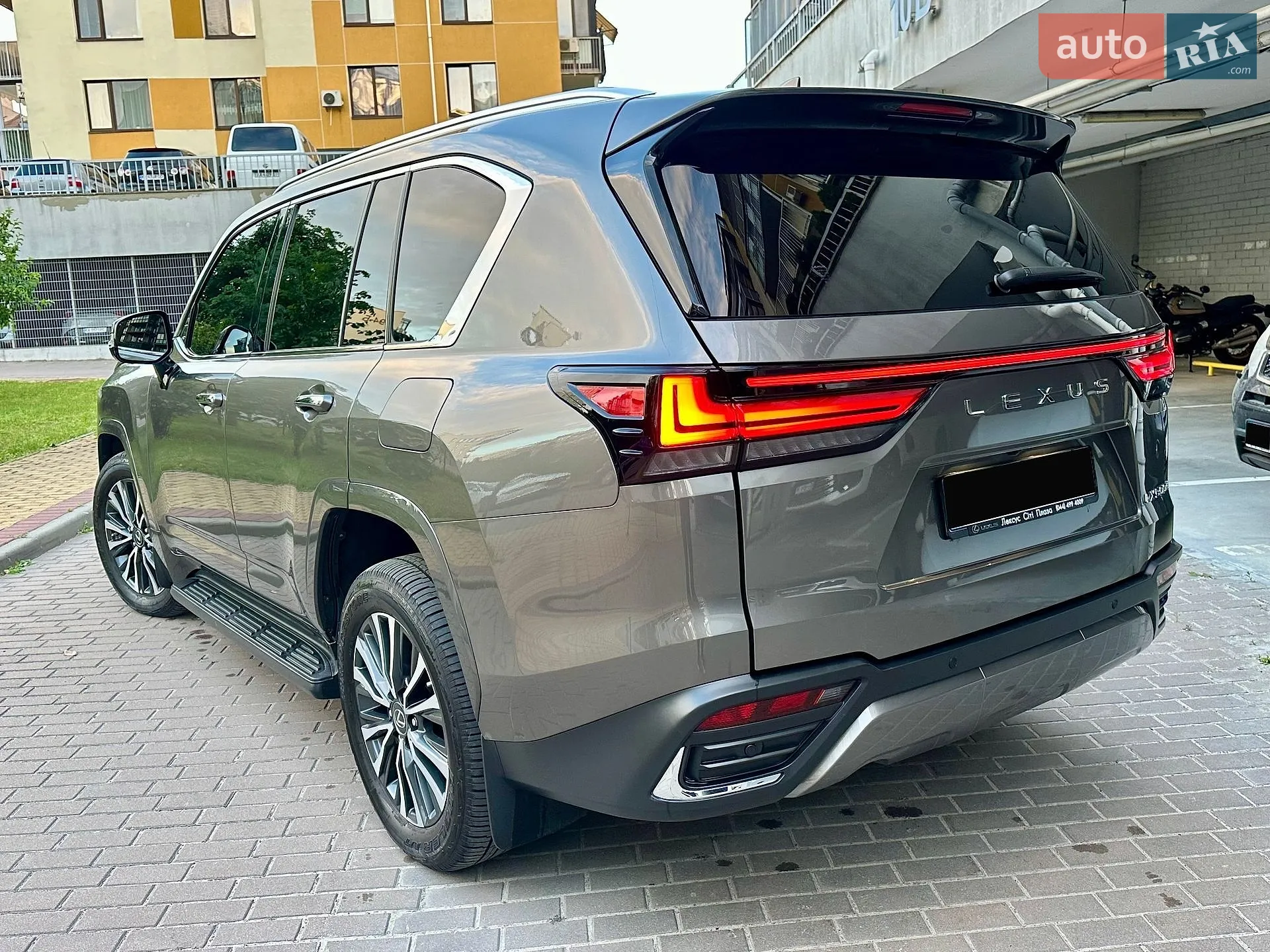 2022 Lexus LX - мініатюра 12