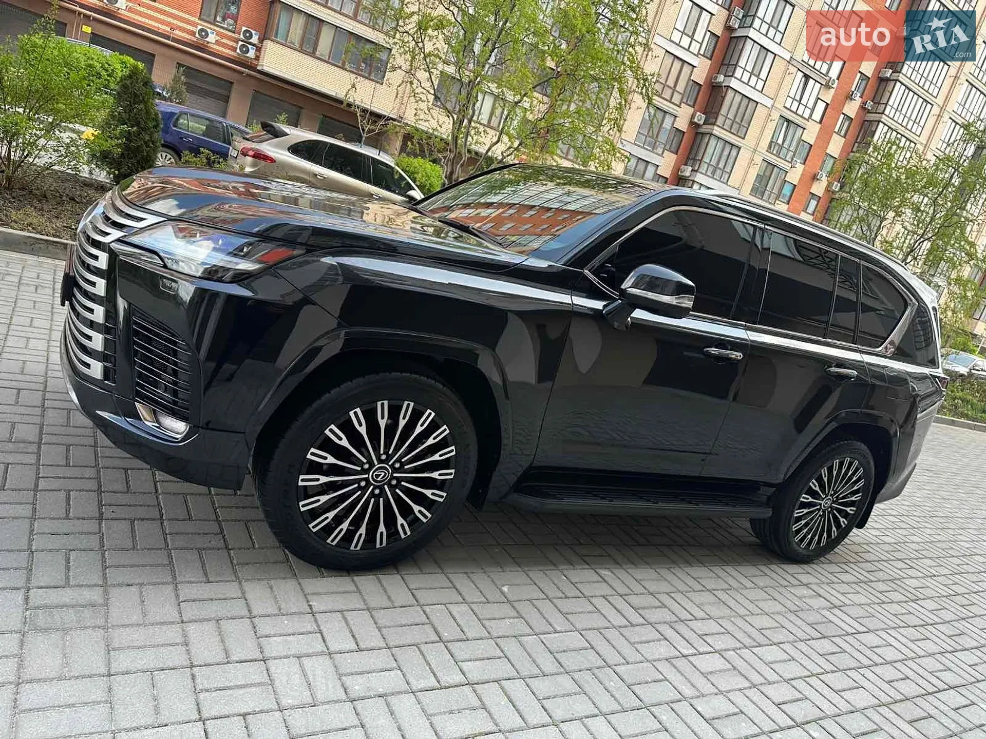 2023 Lexus LX - мініатюра 2