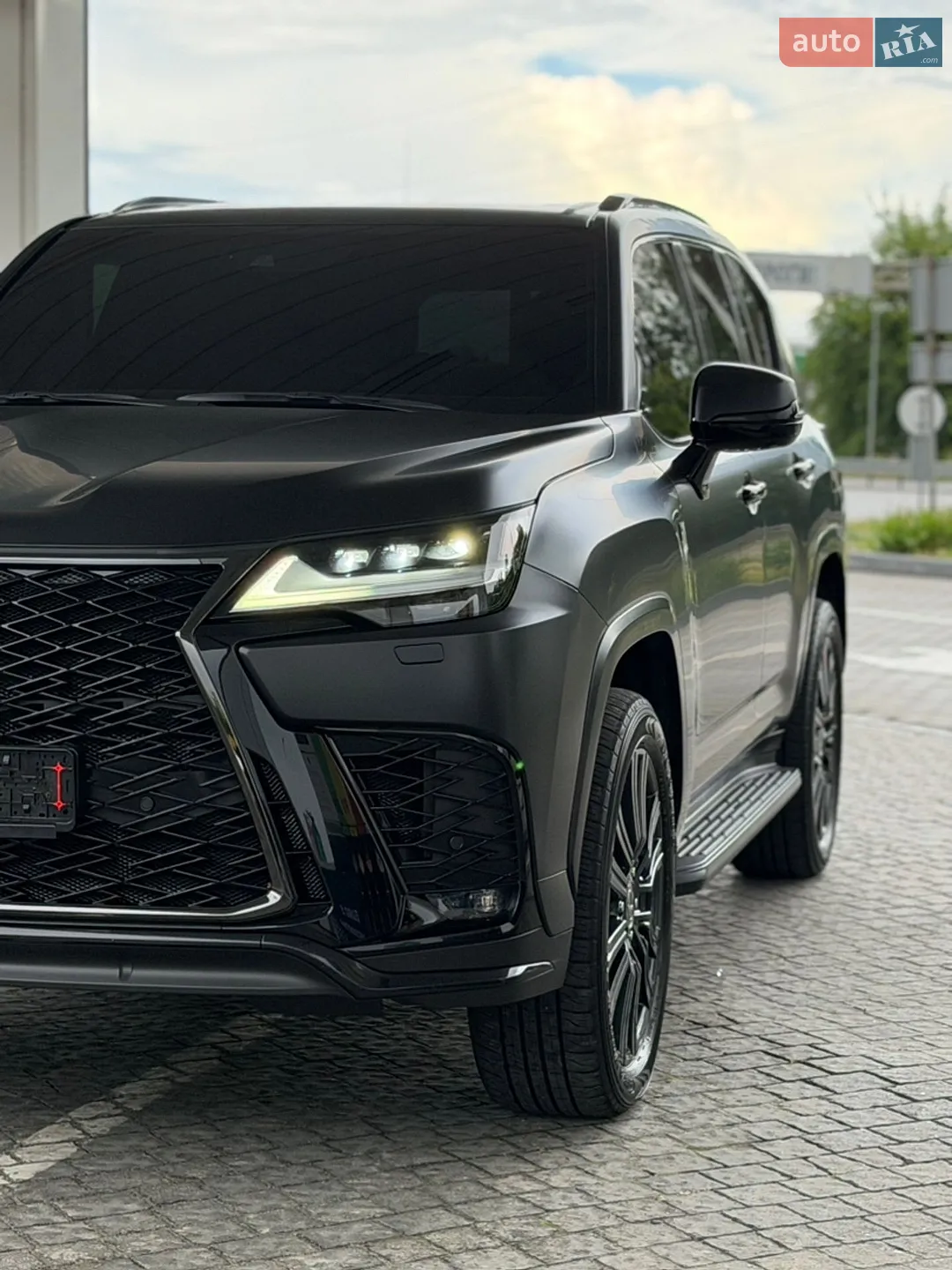 2022 Lexus LX - мініатюра 6