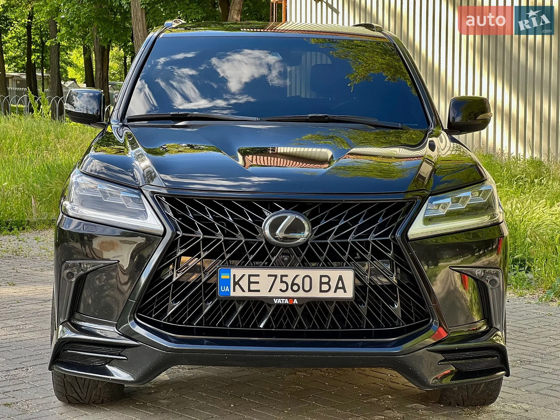 2016 Lexus LX - мініатюра 3