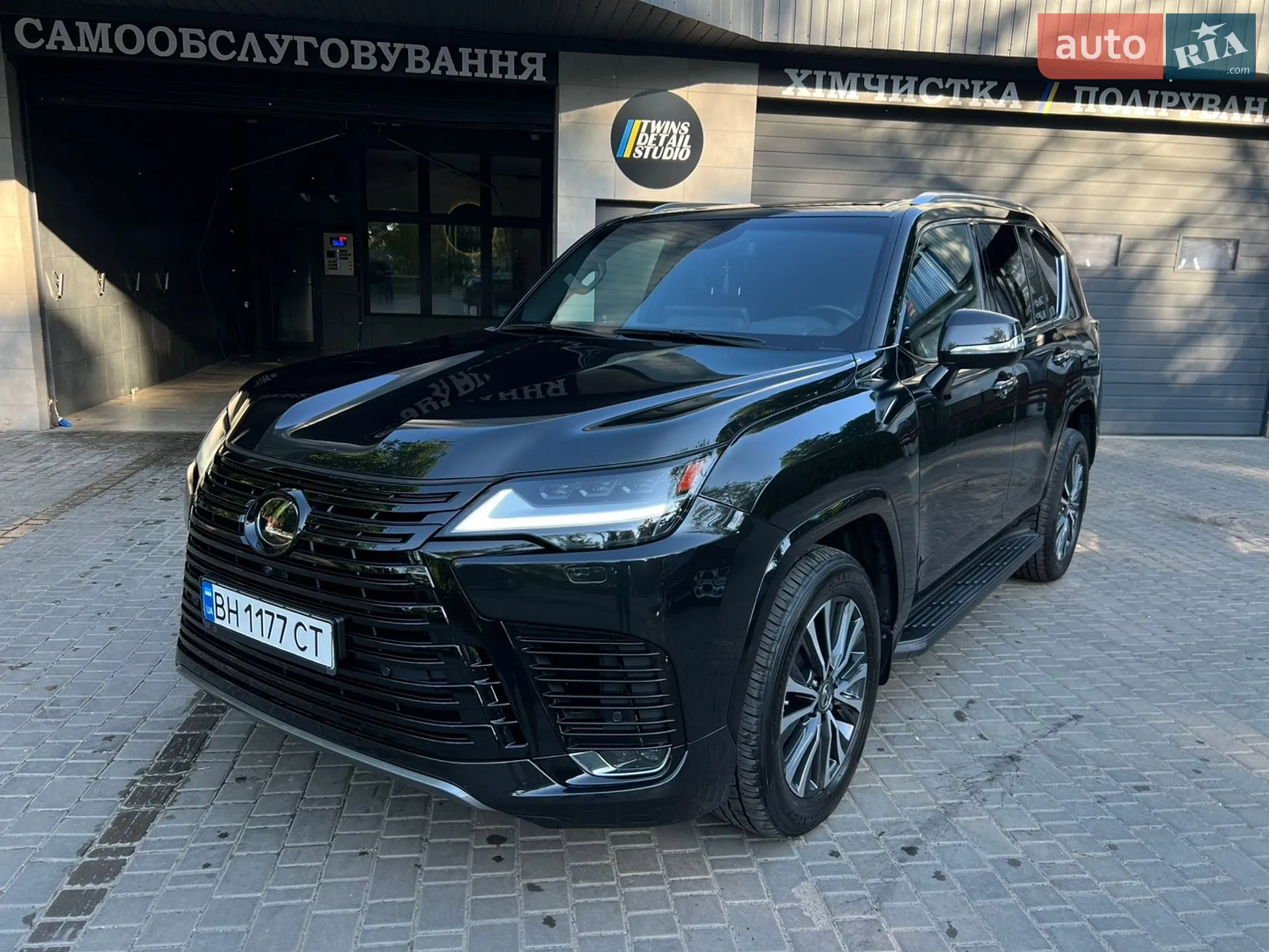 2023 Lexus LX - мініатюра 15