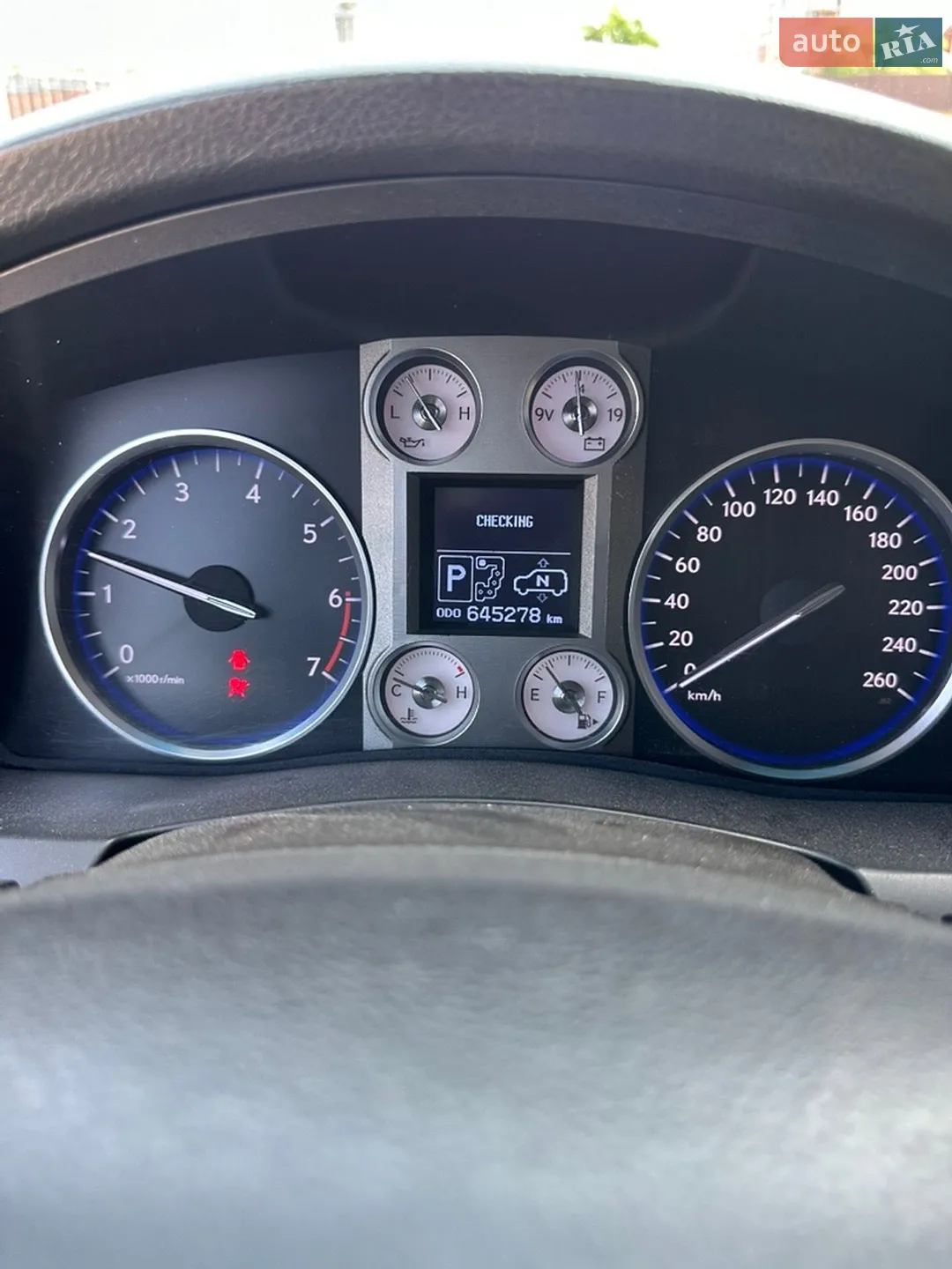 2010 Lexus LX - мініатюра 27
