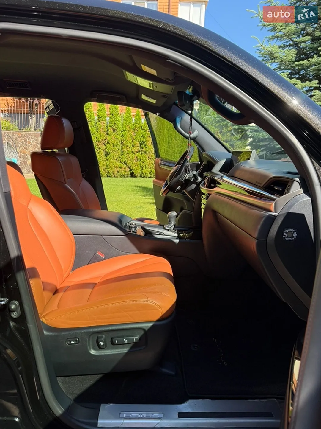 2019 Lexus LX - мініатюра 7