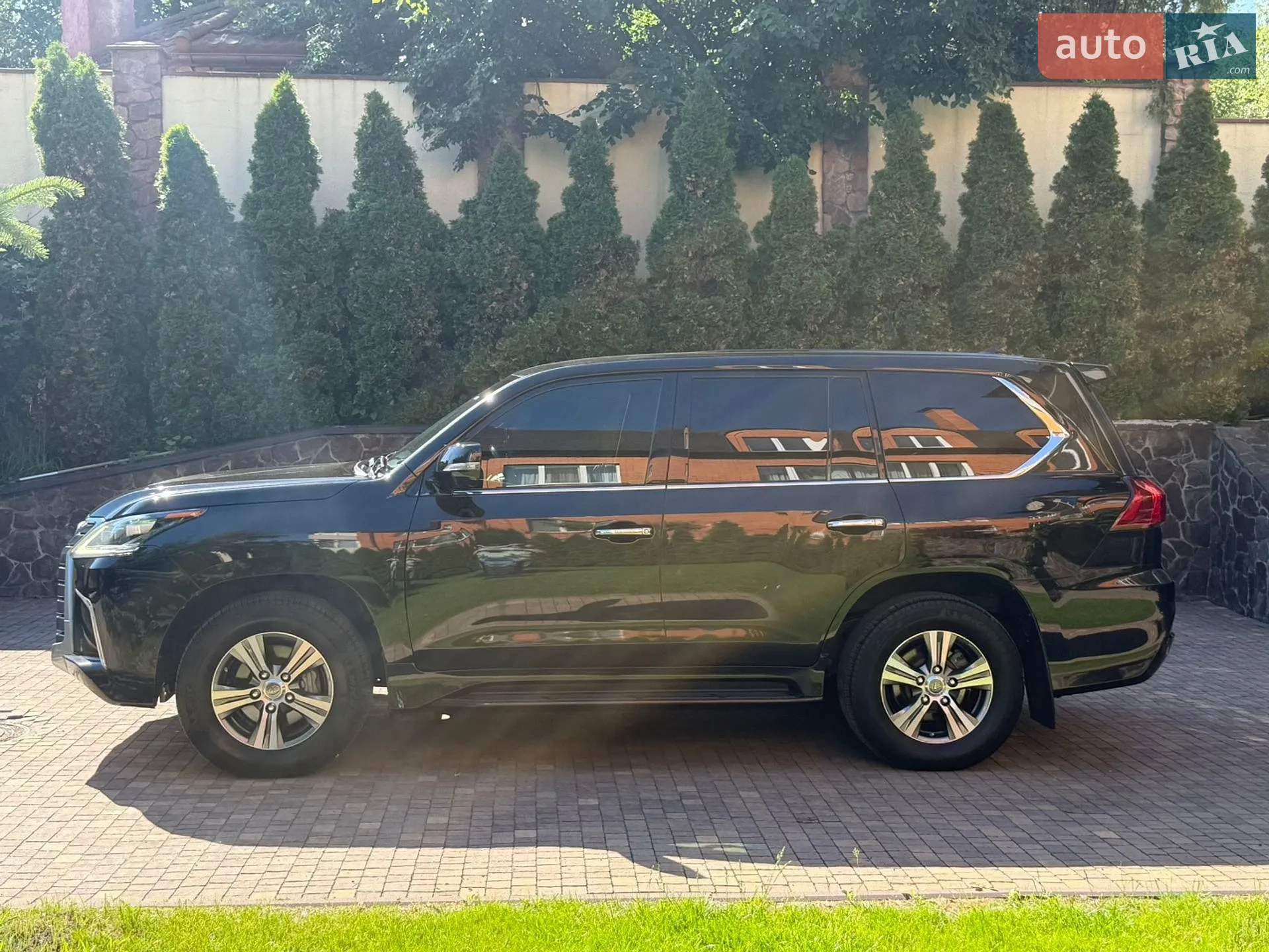 2019 Lexus LX - мініатюра 25