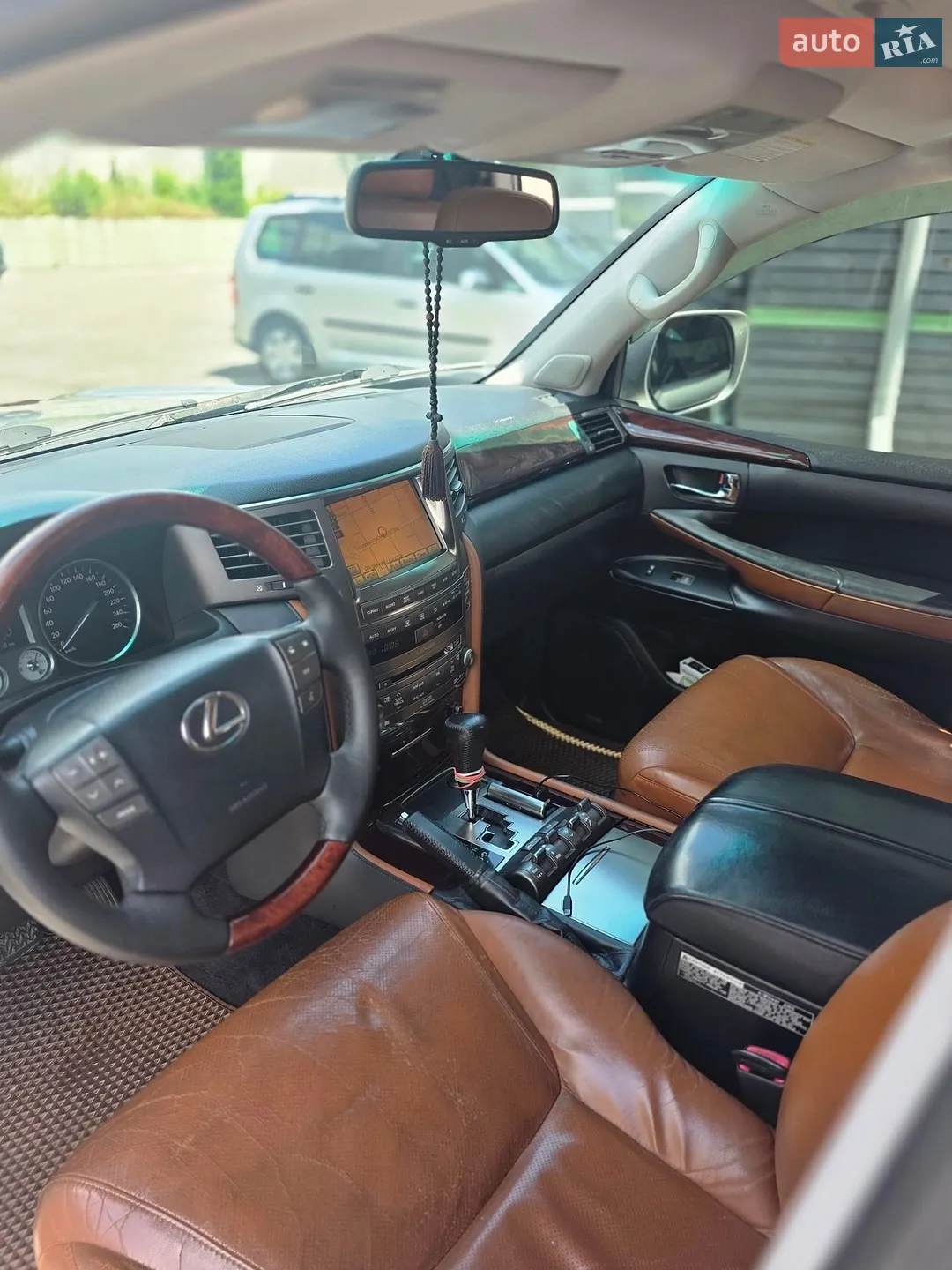 2011 Lexus LX - мініатюра 17