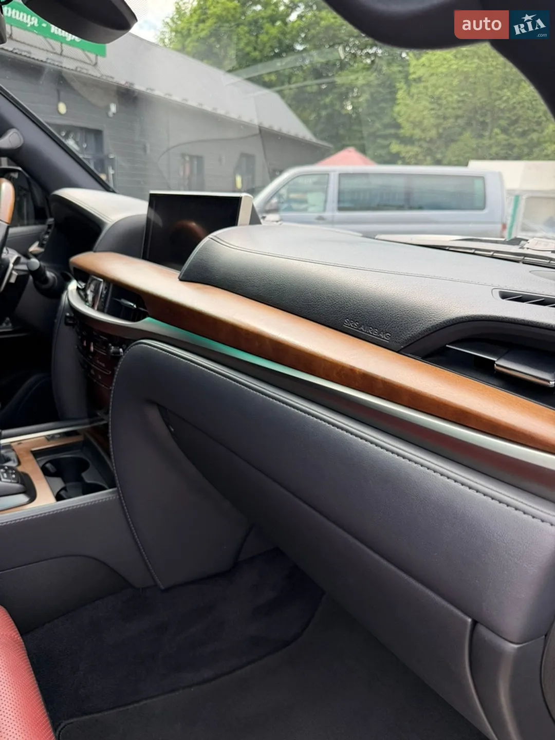 2017 Lexus LX - мініатюра 43