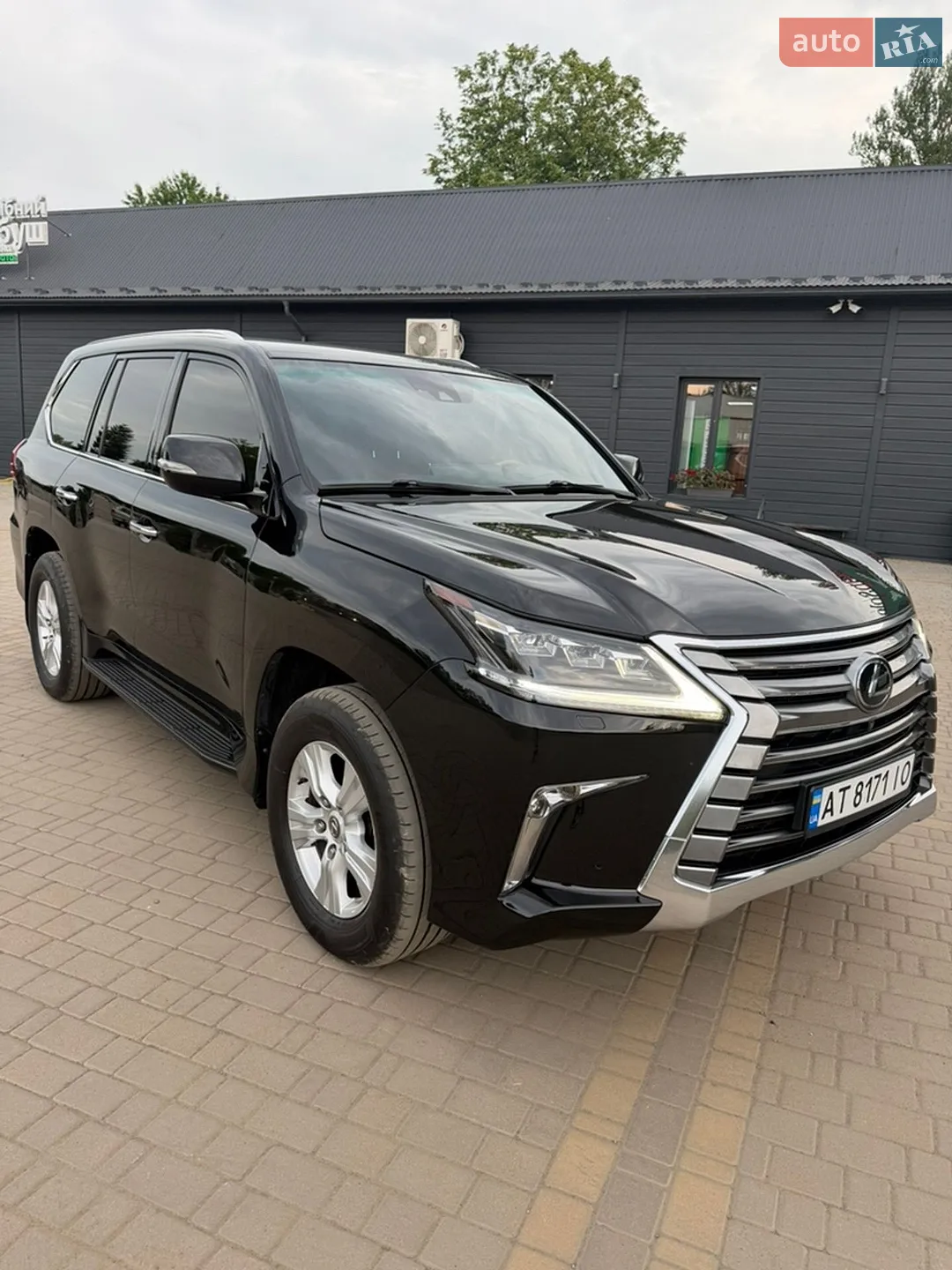 2017 Lexus LX - мініатюра 4