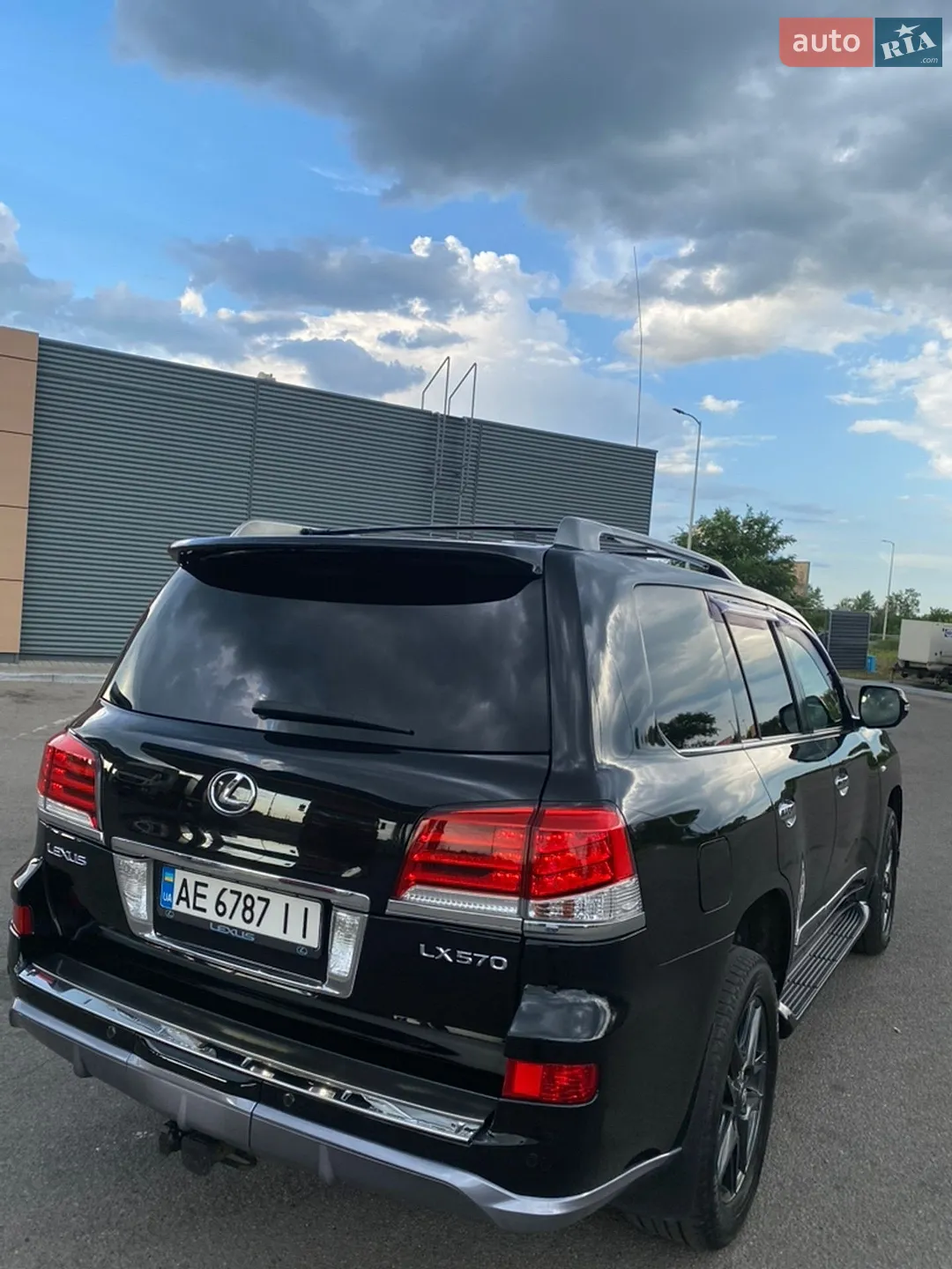 2011 Lexus LX - мініатюра 16
