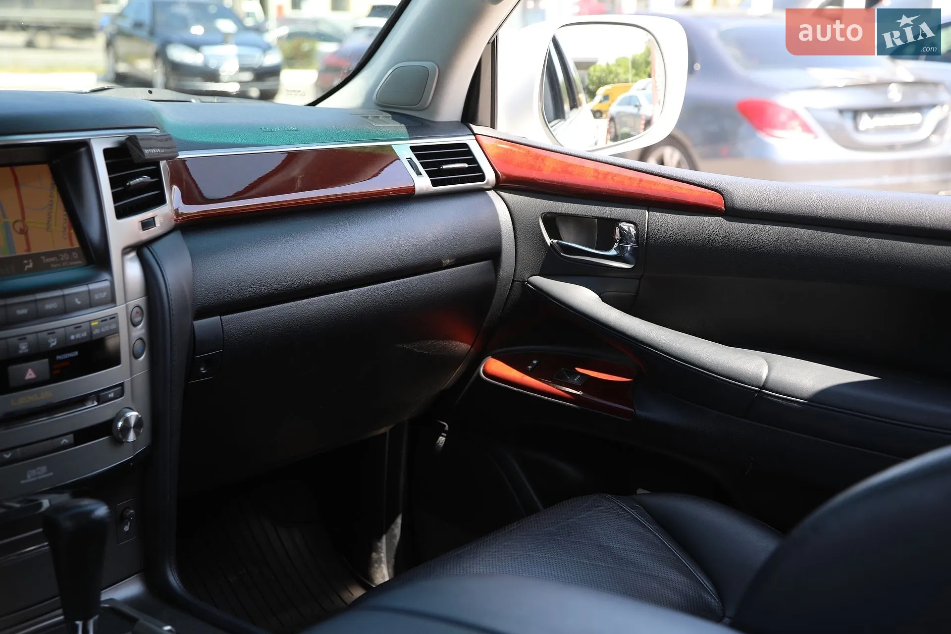 2012 Lexus LX - мініатюра 18
