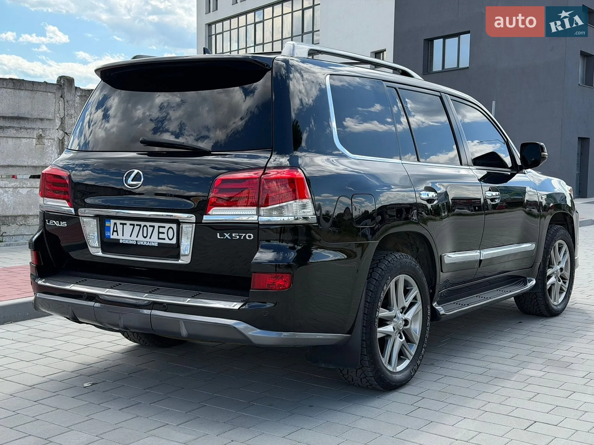 2010 Lexus LX - мініатюра 14