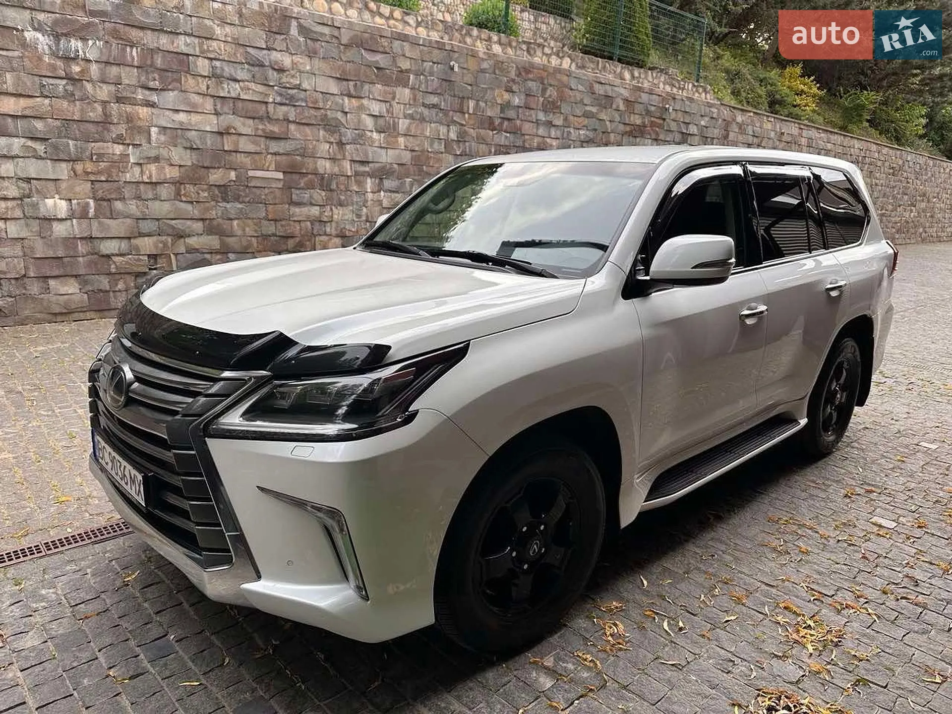 2015 Lexus LX - мініатюра 9