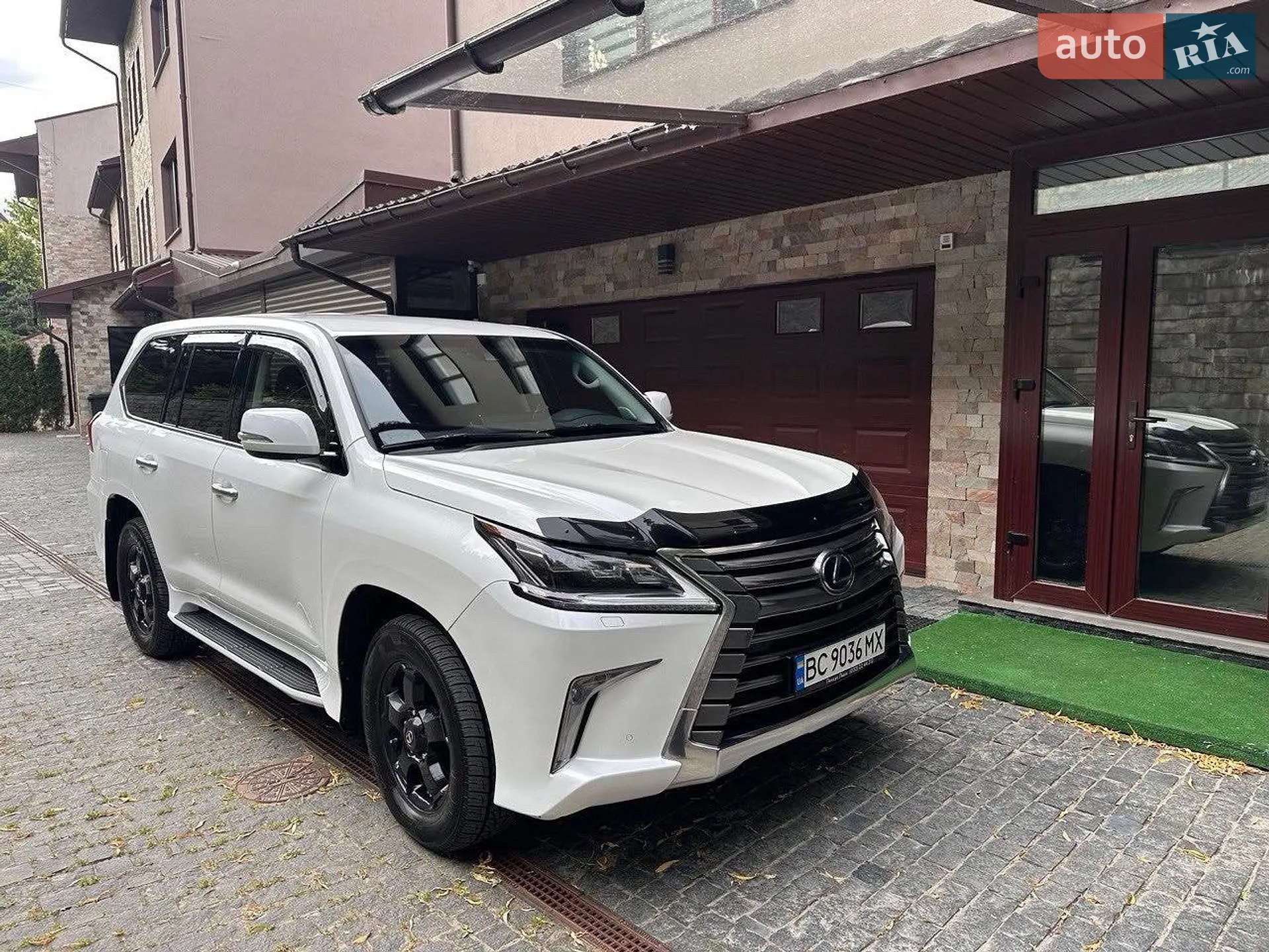 2015 Lexus LX - мініатюра 11