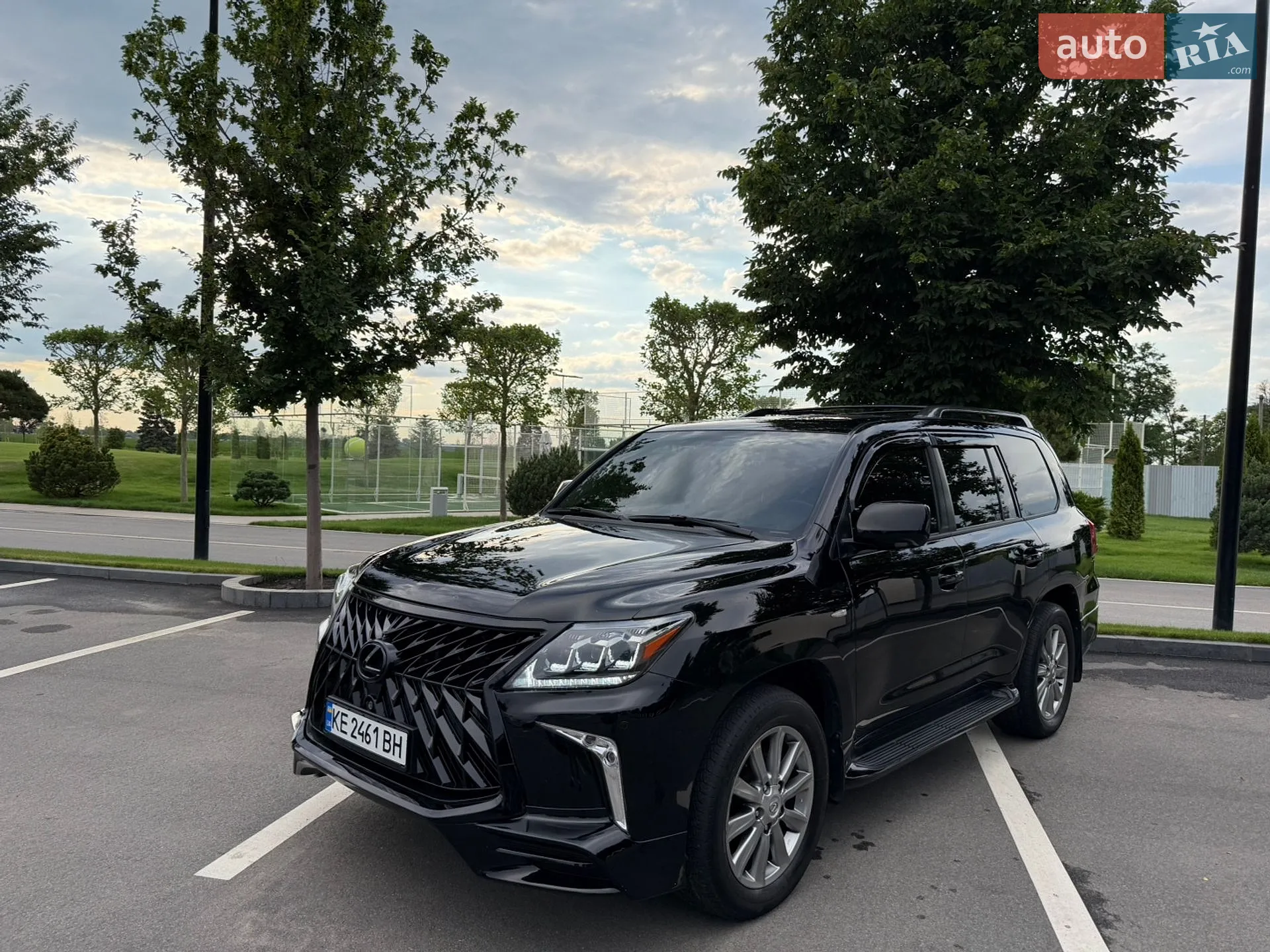 Lexus LX 2010