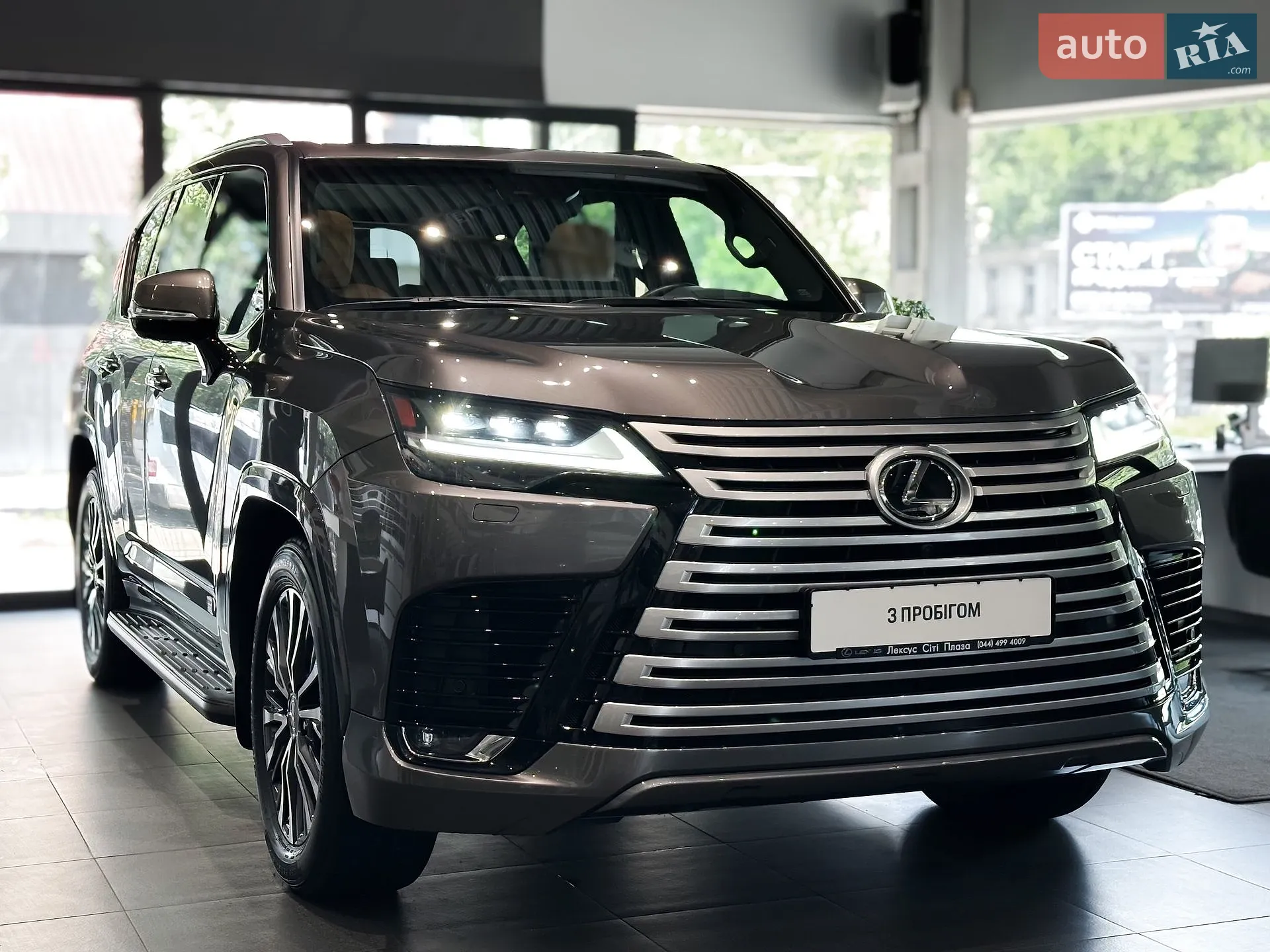 2022 Lexus LX - мініатюра 3