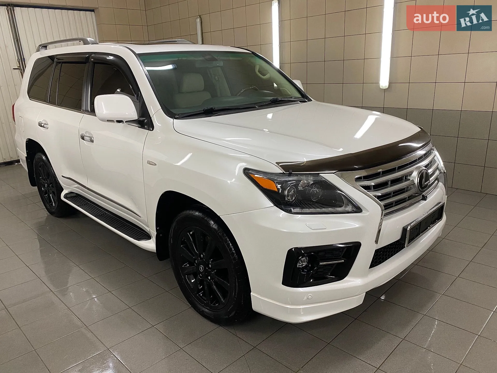 2012 Lexus LX - мініатюра 3