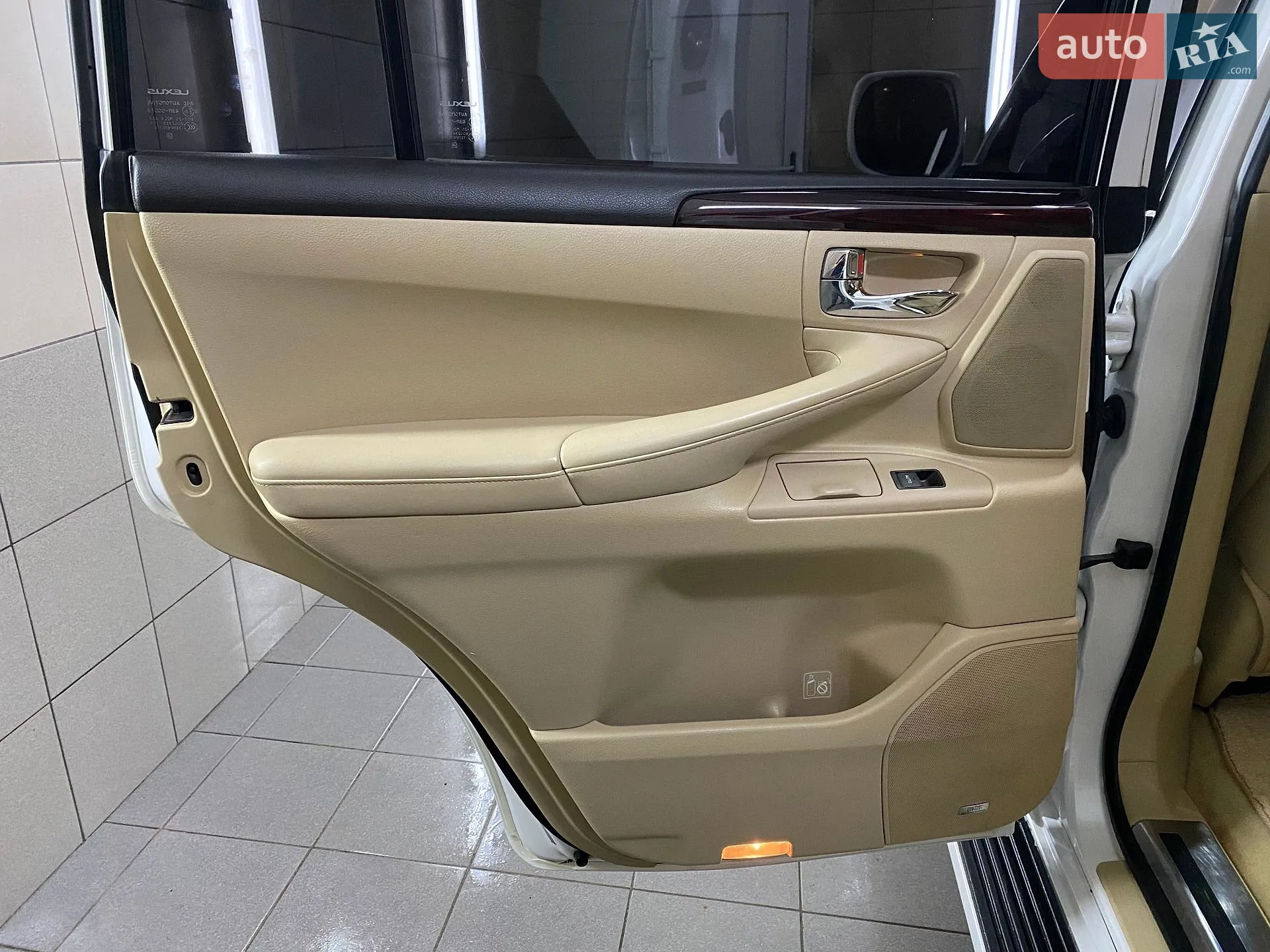 2012 Lexus LX - мініатюра 21