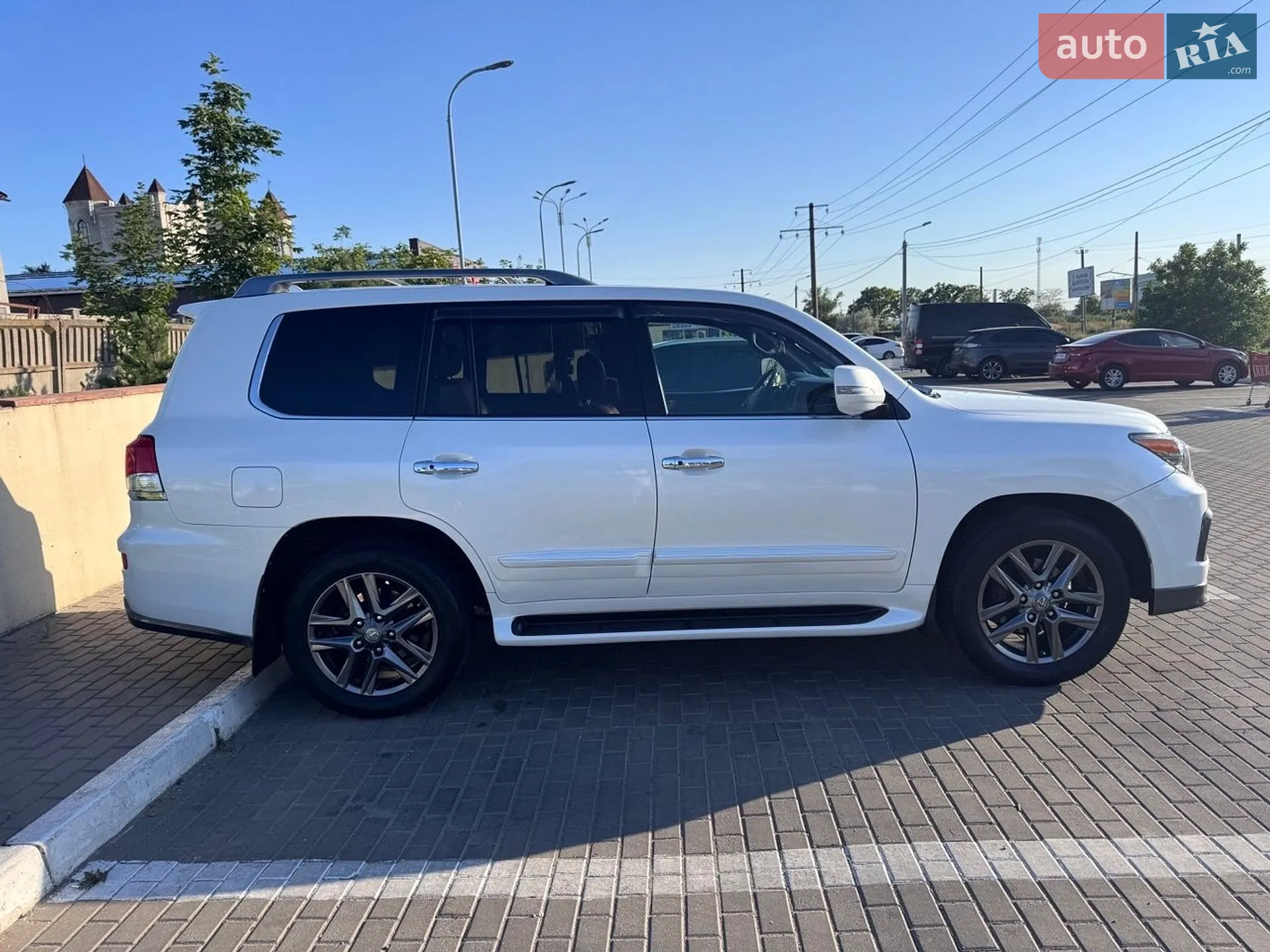 2013 Lexus LX - мініатюра 3