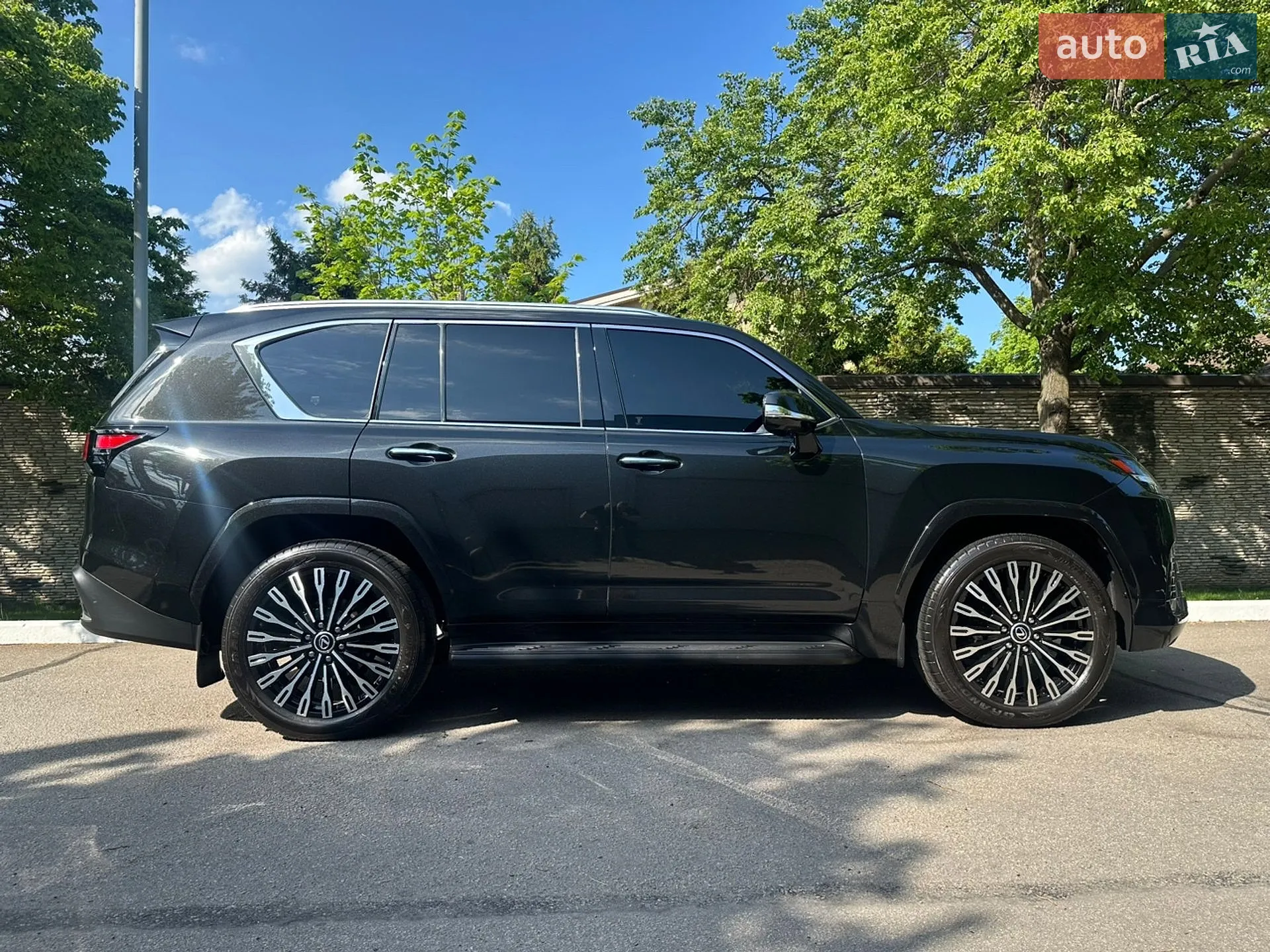 2023 Lexus LX - мініатюра 23