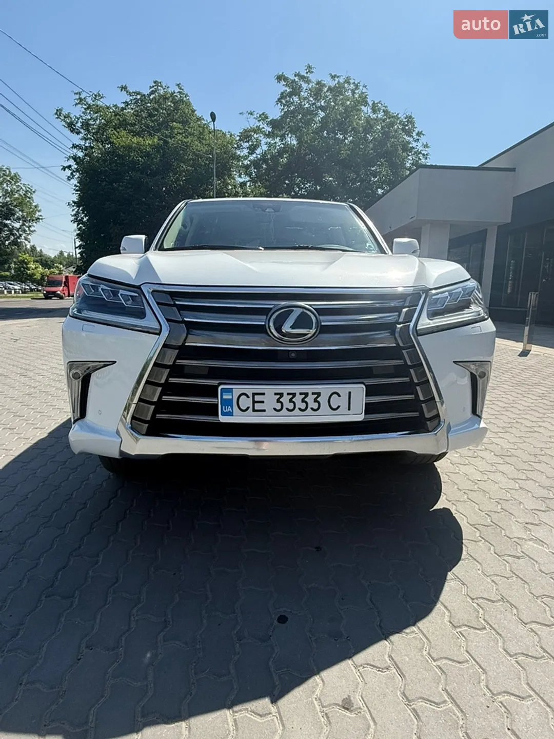2016 Lexus LX - мініатюра 2
