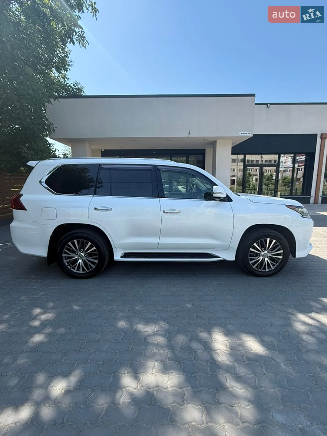 2016 Lexus LX - мініатюра 7