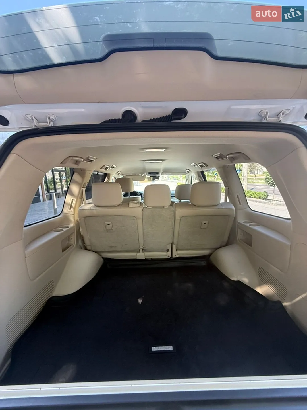 2016 Lexus LX - мініатюра 17