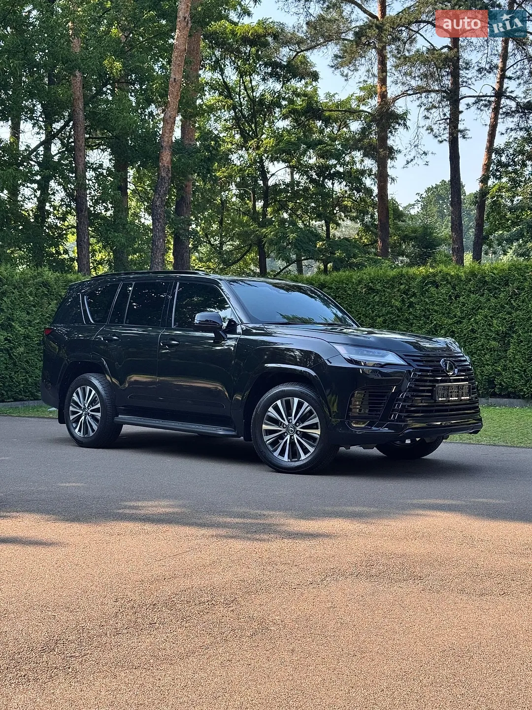 2025 Lexus LX - мініатюра 8