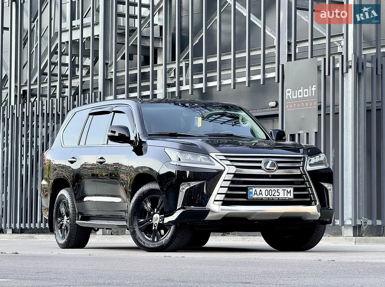 2017 Lexus LX - мініатюра 9