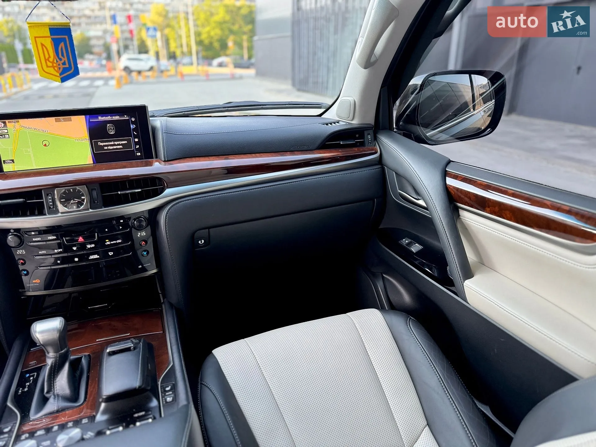 2017 Lexus LX - мініатюра 26