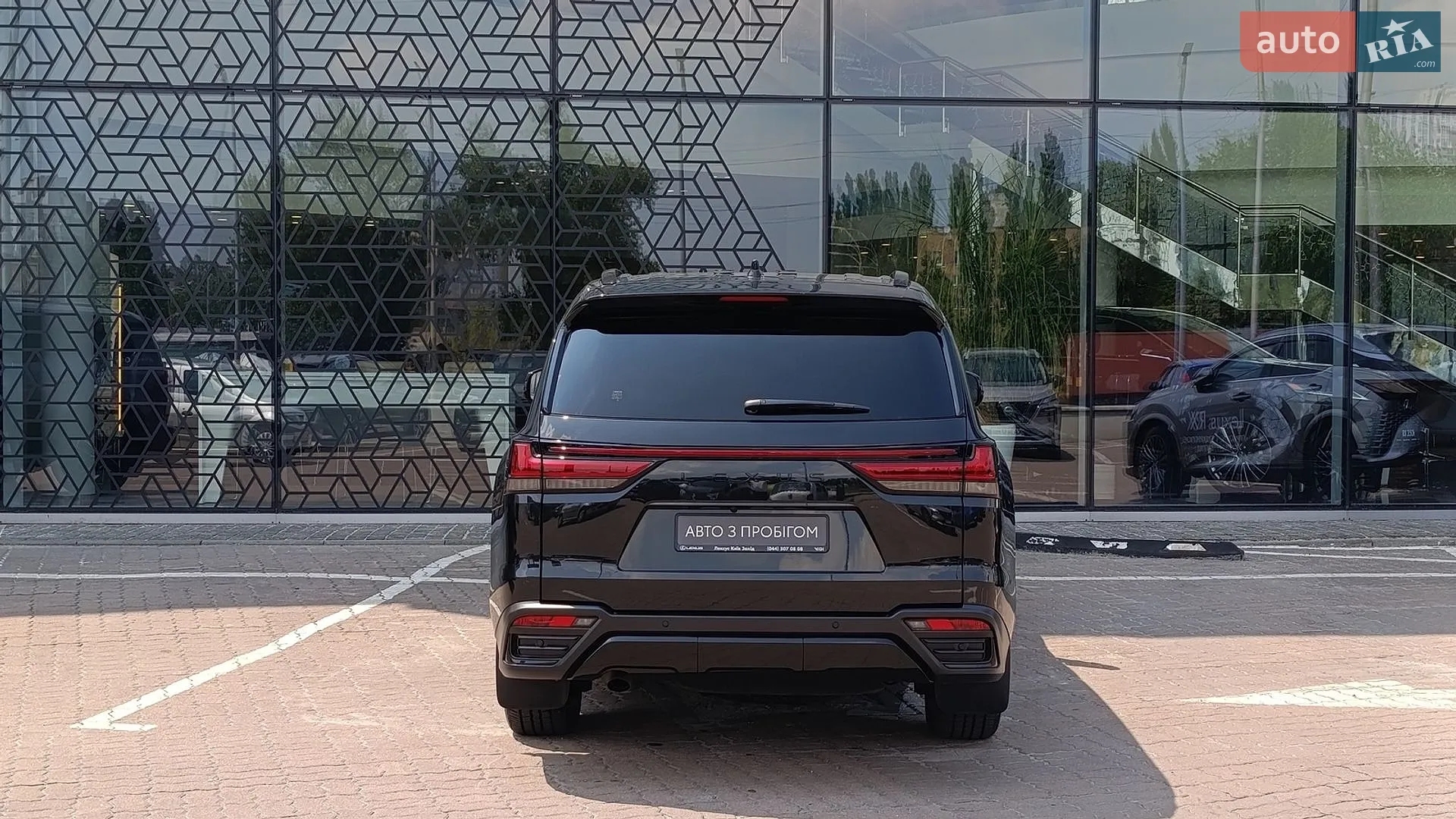 2025 Lexus LX - мініатюра 4