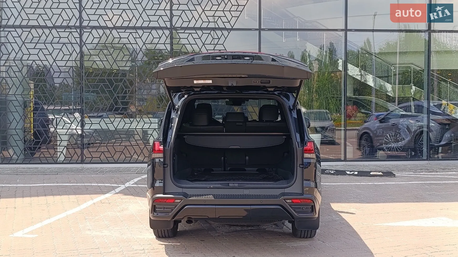 2025 Lexus LX - мініатюра 10