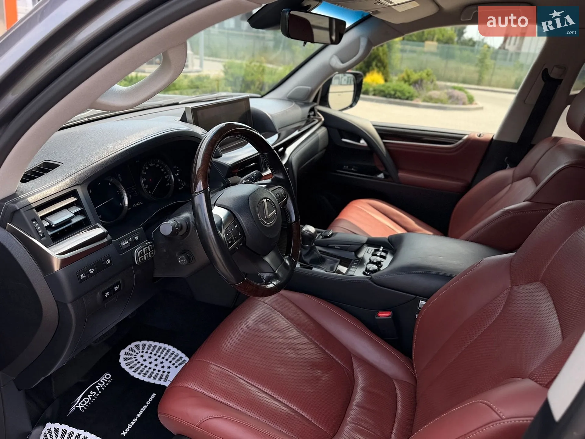 2016 Lexus LX - мініатюра 10
