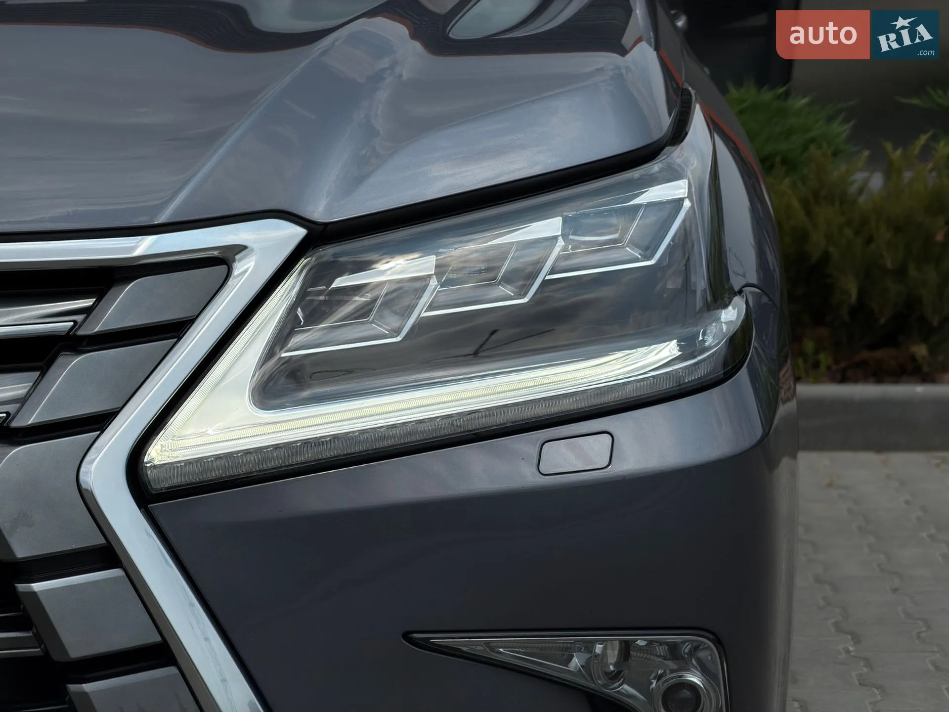 2016 Lexus LX - мініатюра 18