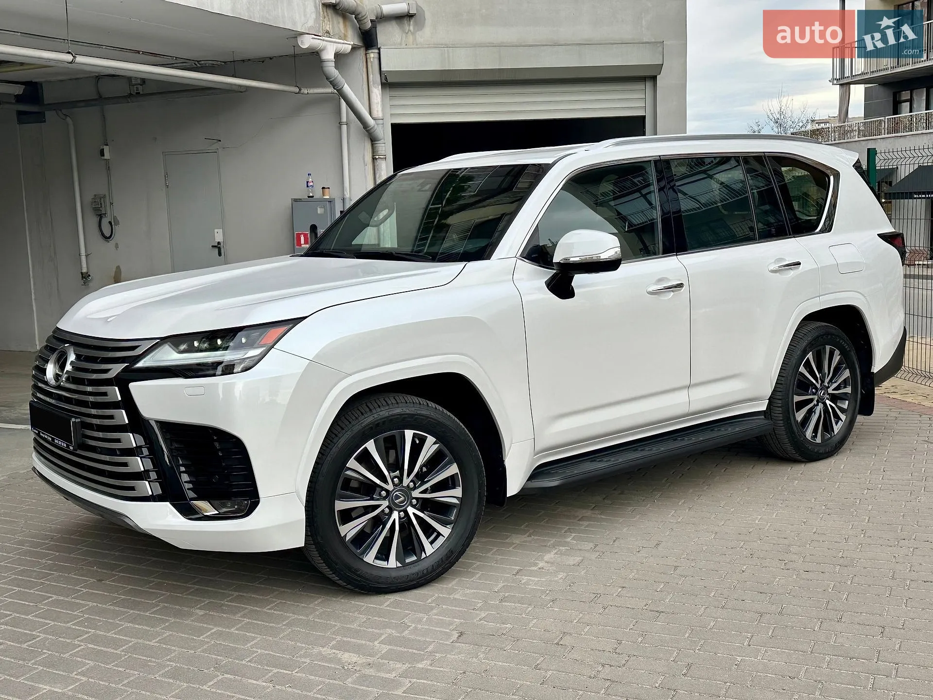 2022 Lexus LX - мініатюра 11
