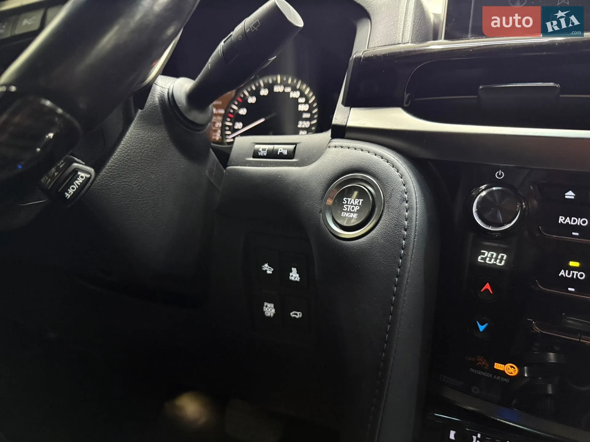 2019 Lexus LX - мініатюра 21