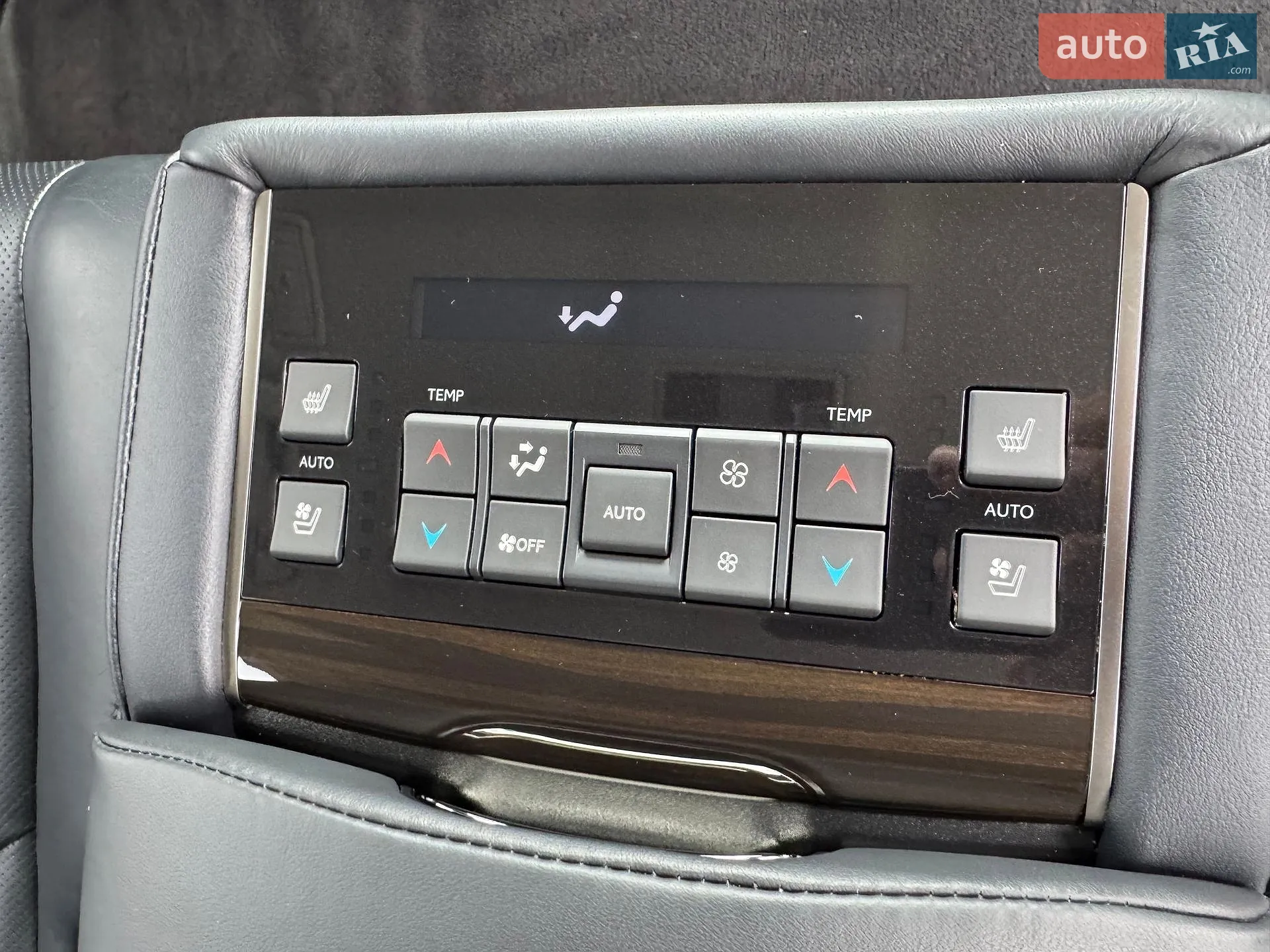 2017 Lexus LX - мініатюра 69