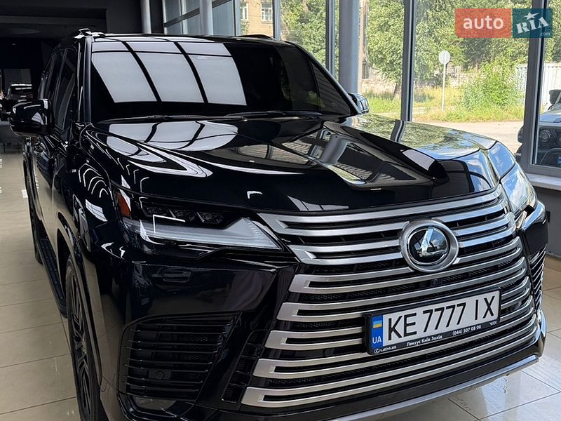 Lexus LX, фото з оголошення