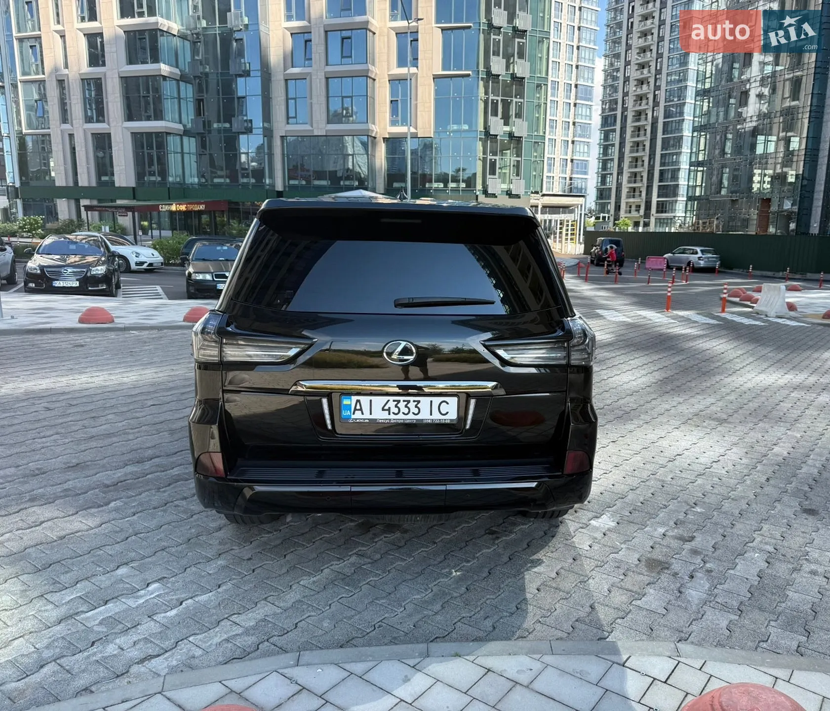 2019 Lexus LX - мініатюра 16